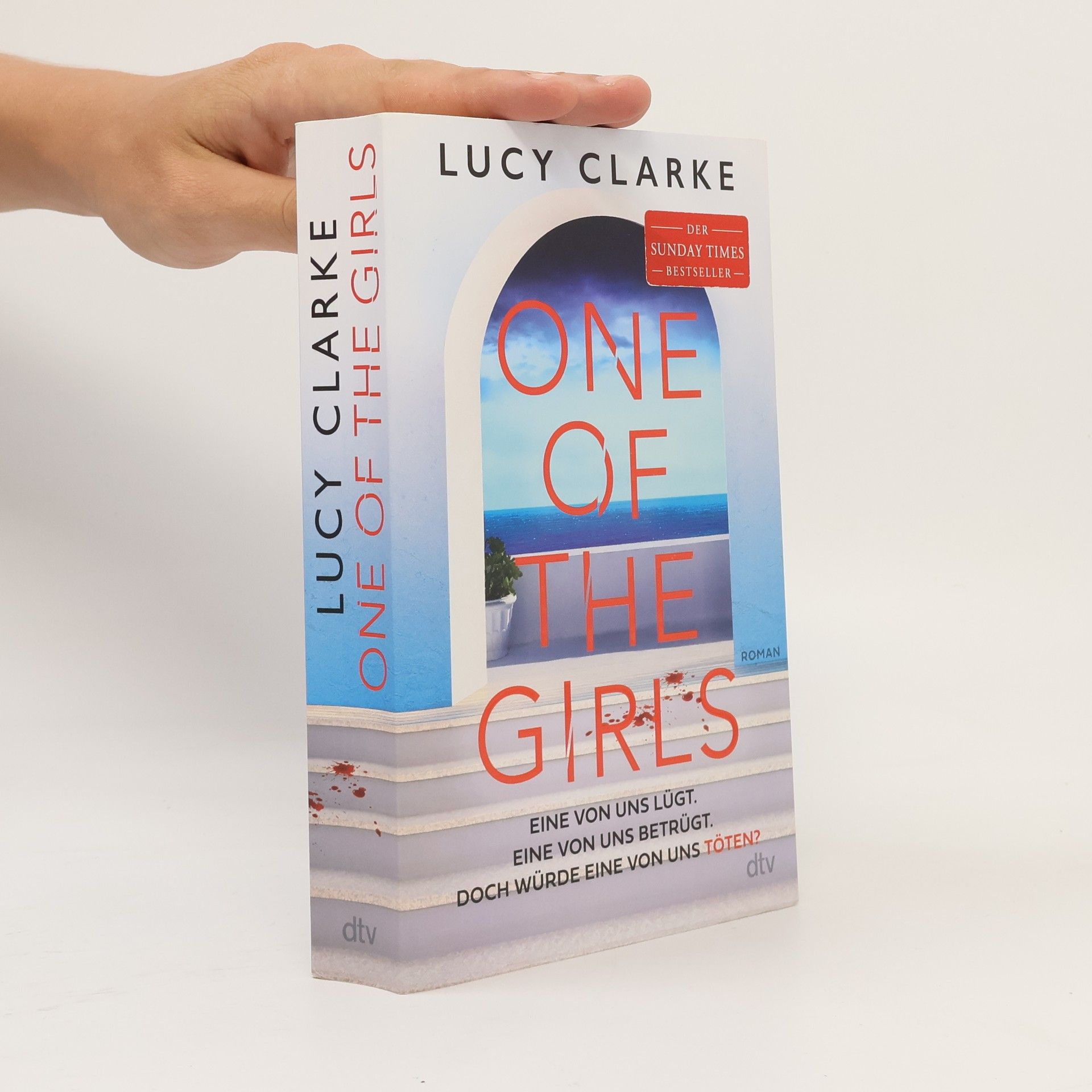 Lucy Clarke One of the Girls