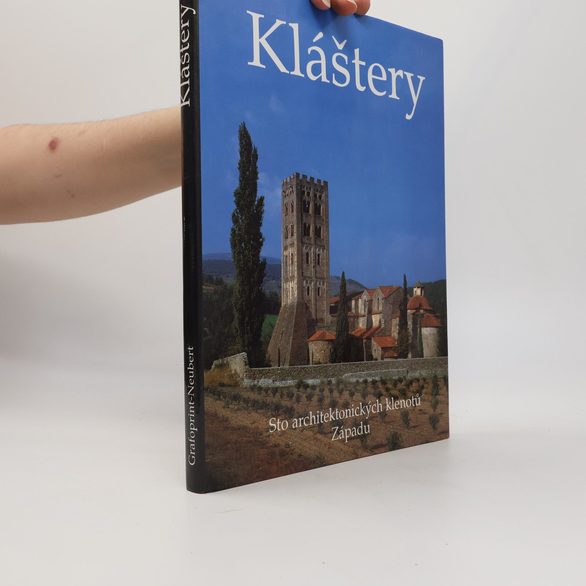 Marianne Bernhard Kláštery. Sto architektonických klenotů Západu