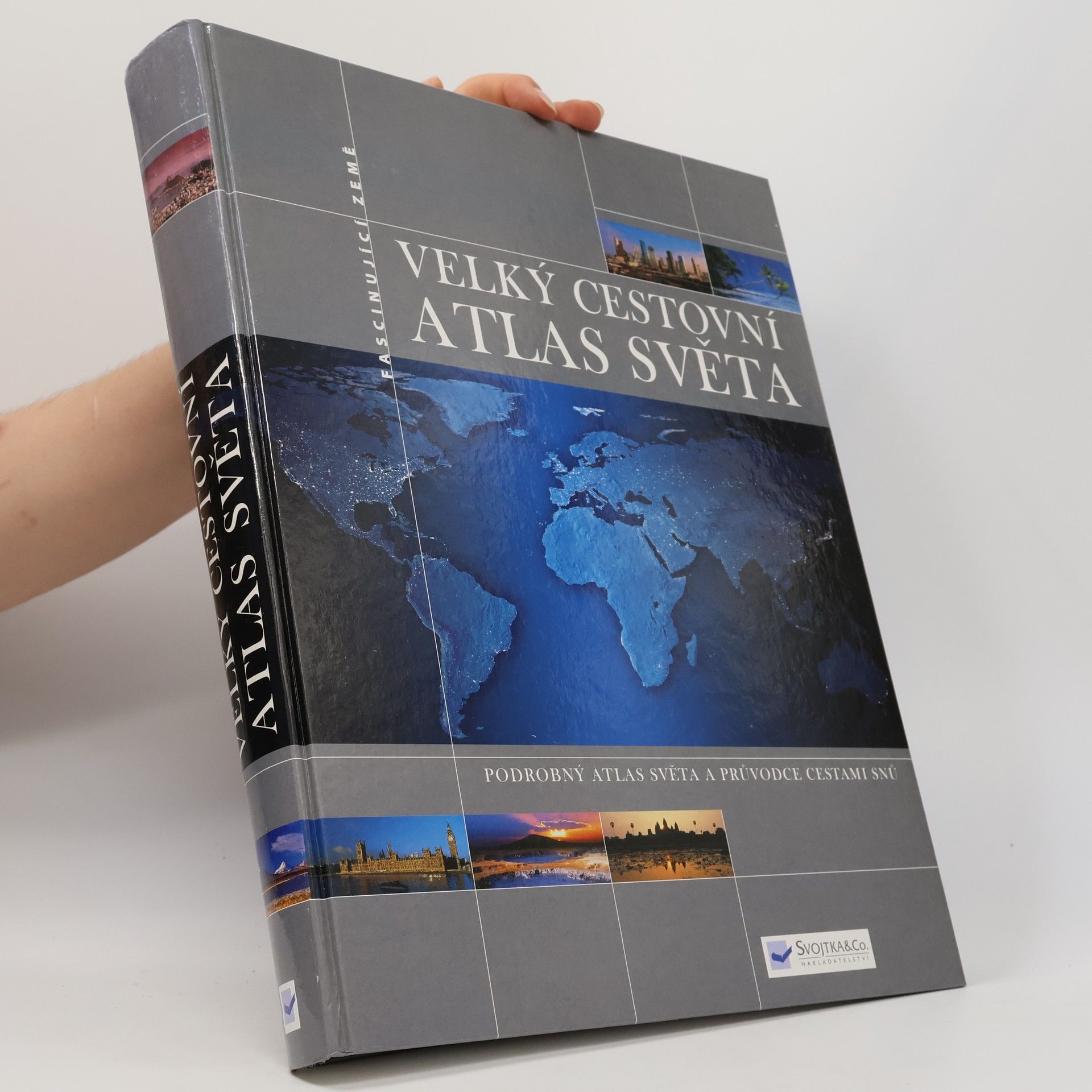 Kolektiv autorů Velký cestovní atlas světa