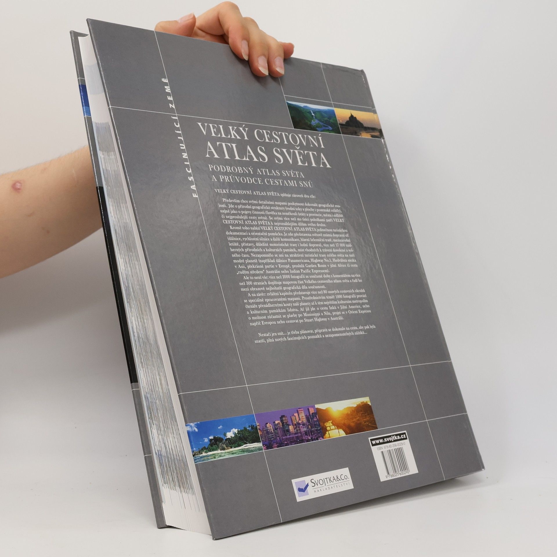 Autorenkollektiv Velký cestovní atlas světa