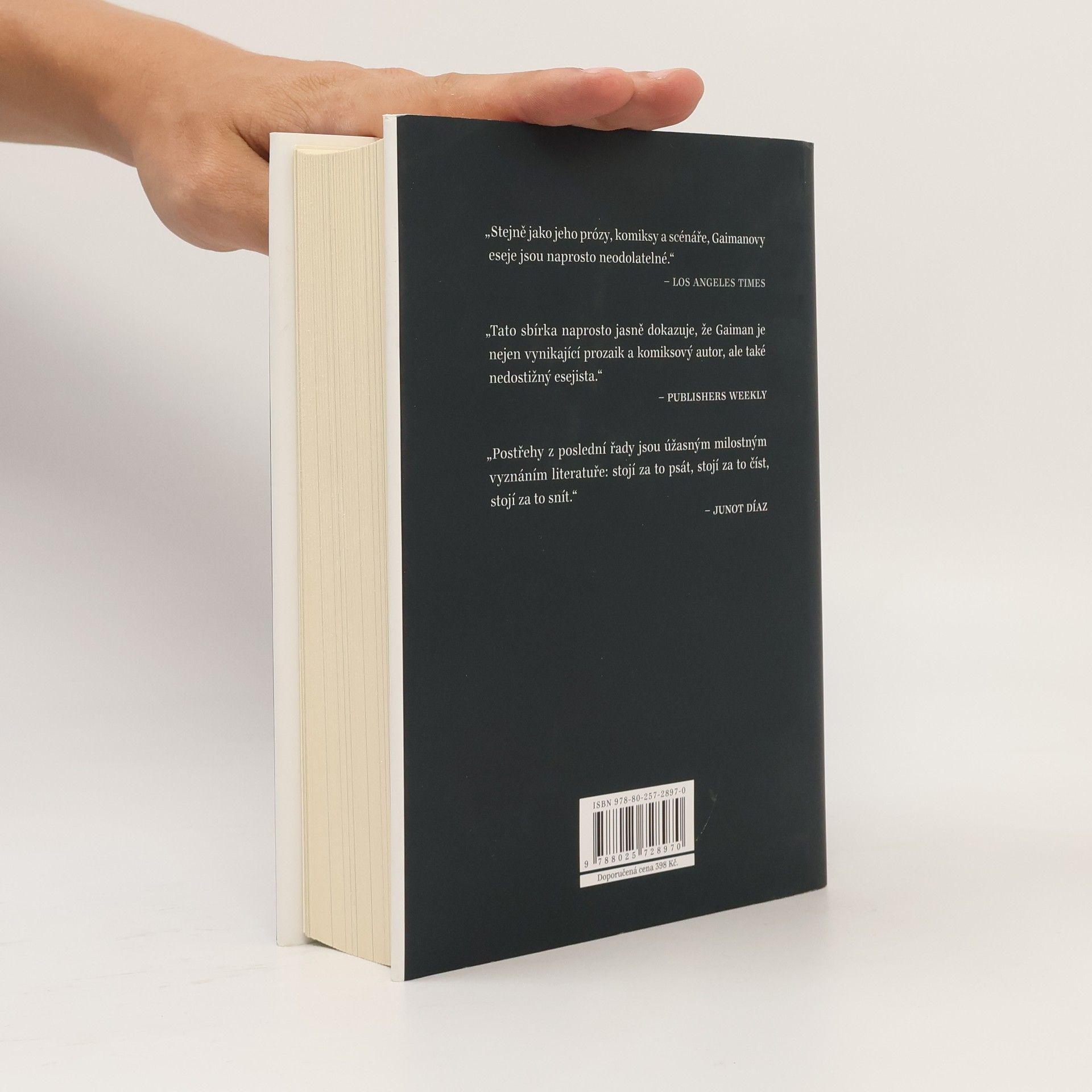 Neil Gaiman Postřehy z poslední řady: Vybrané texty