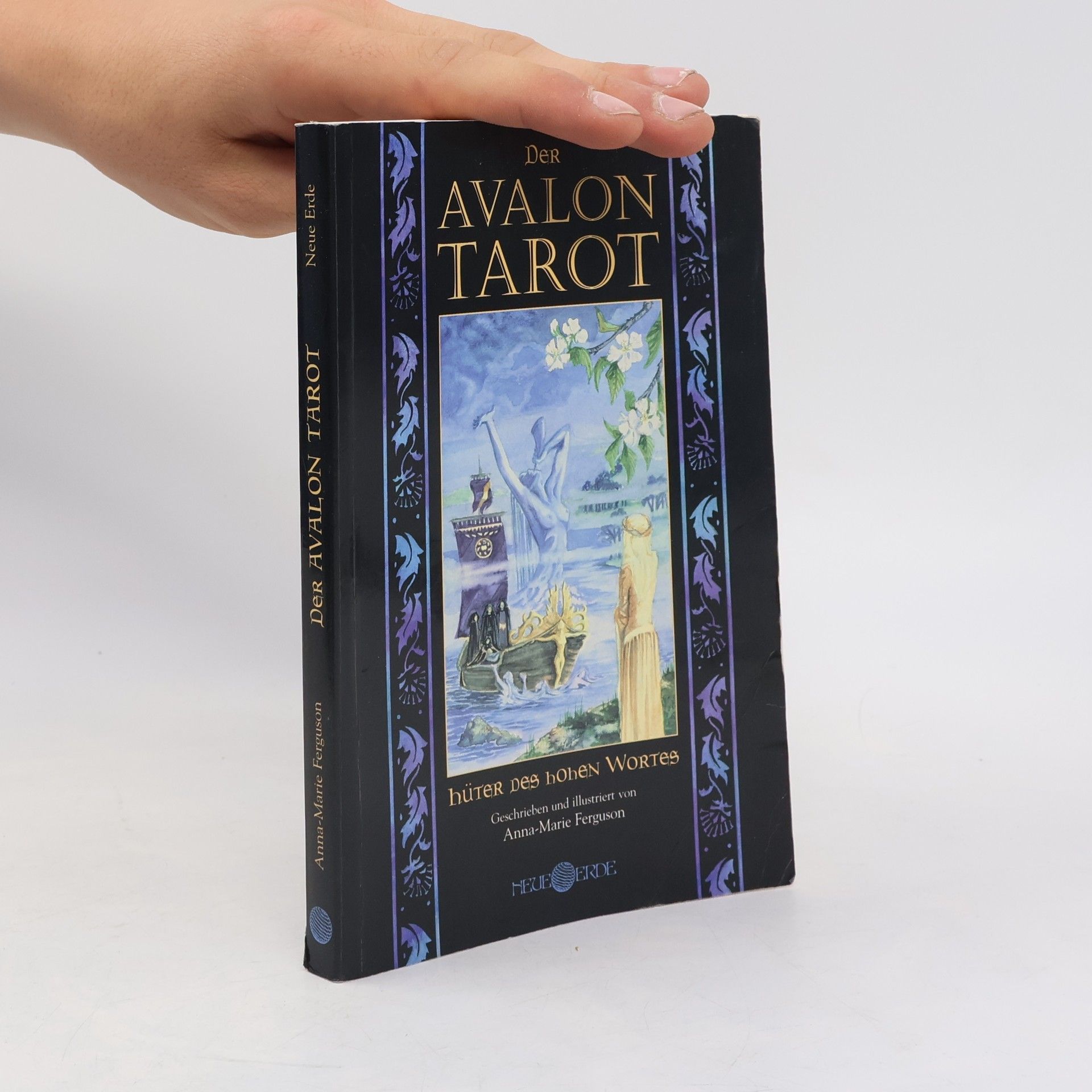 Anna-Marie Ferguson Der Avalon-Tarot