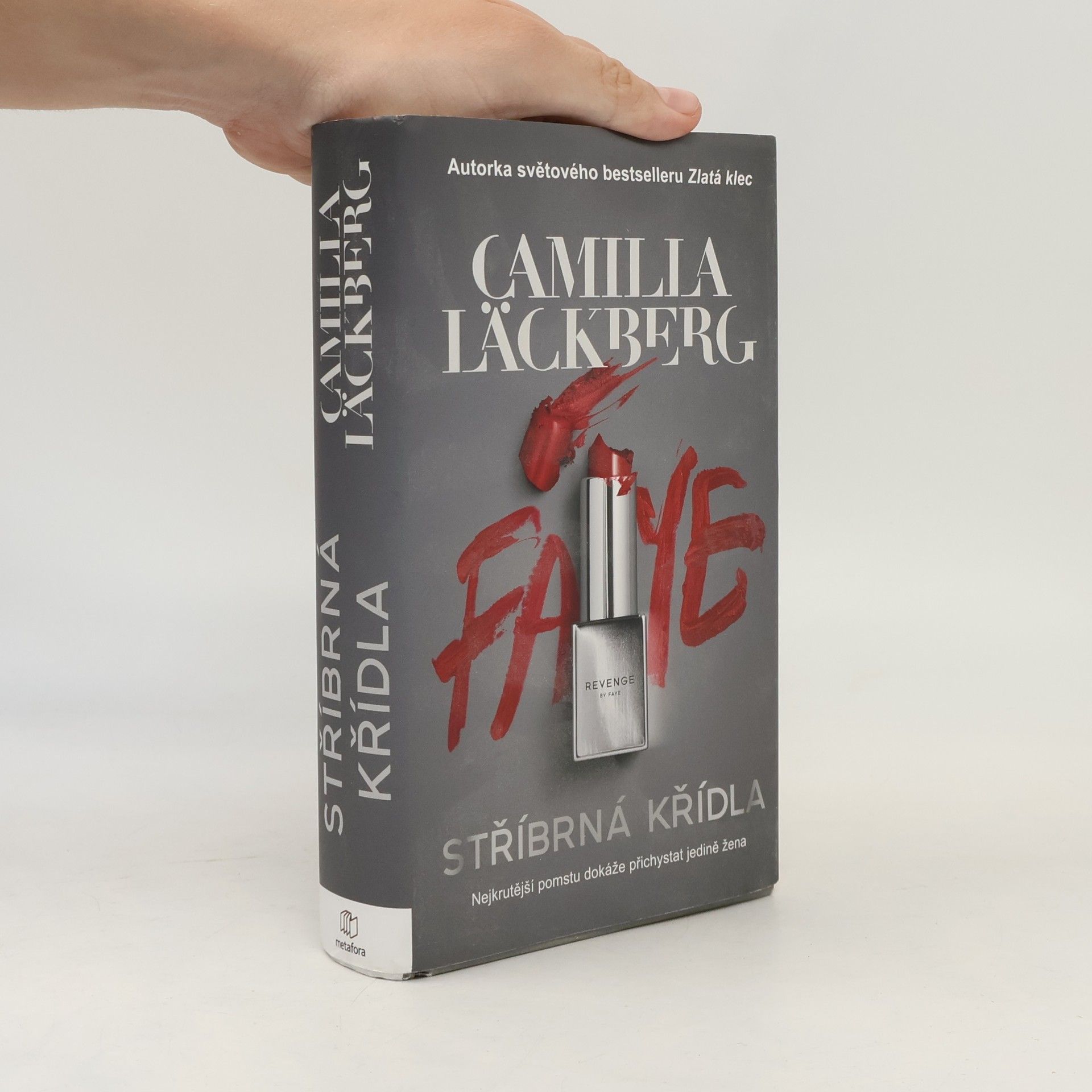 Camilla Läckberg Stříbrná křídla. Nejkrutější pomstu může přichystat jedině žena