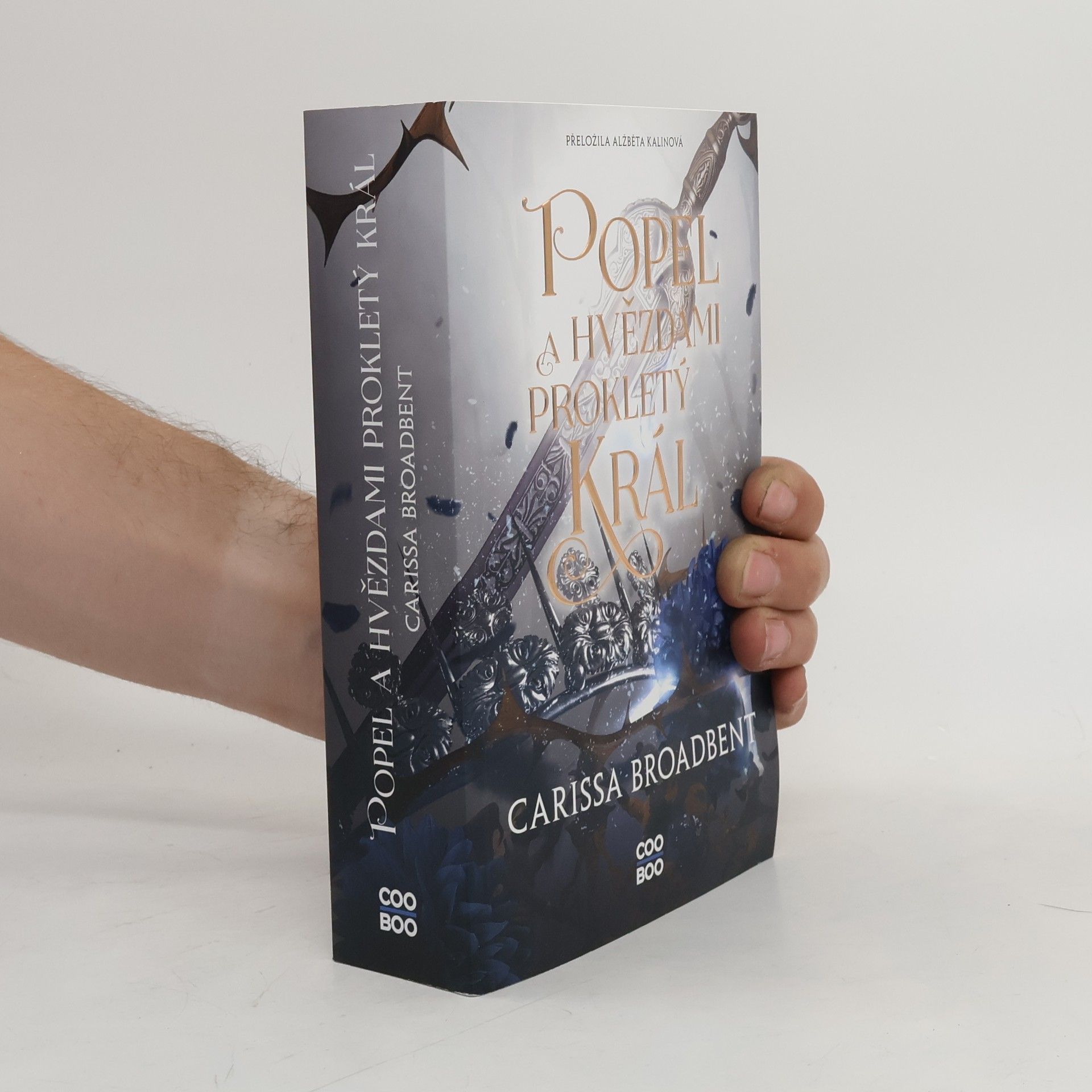 Carissa Broadbent Popel a hvězdami prokletý král