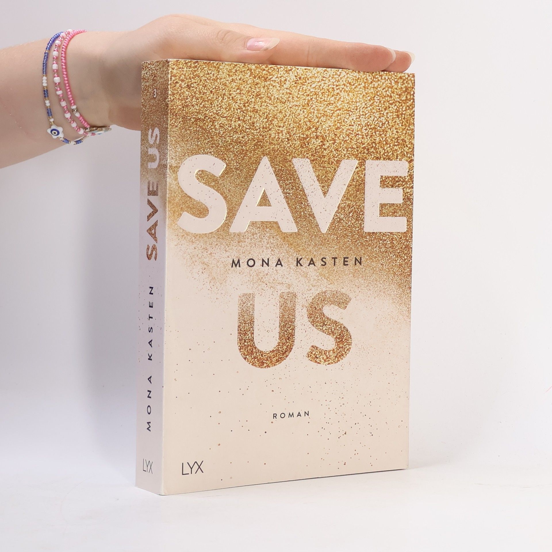 Mona Kasten Save us