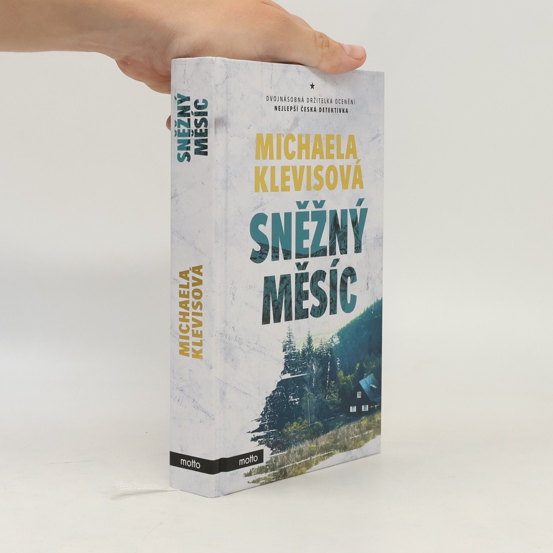 Michaela Klevisová Sněžný měsíc