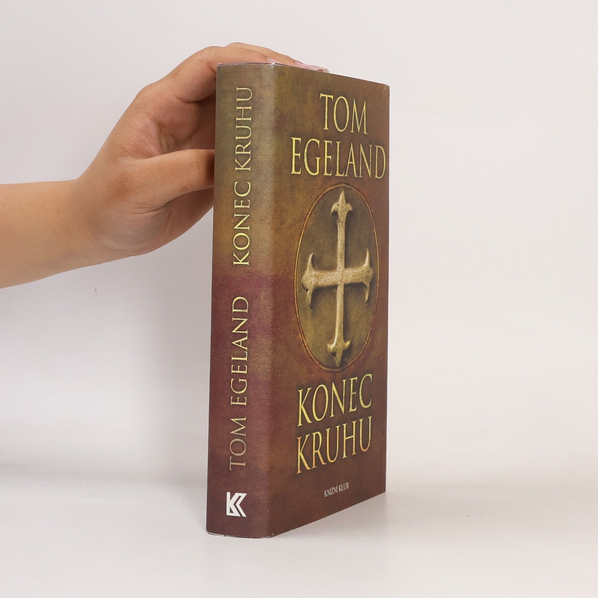 Tom Egeland Konec kruhu