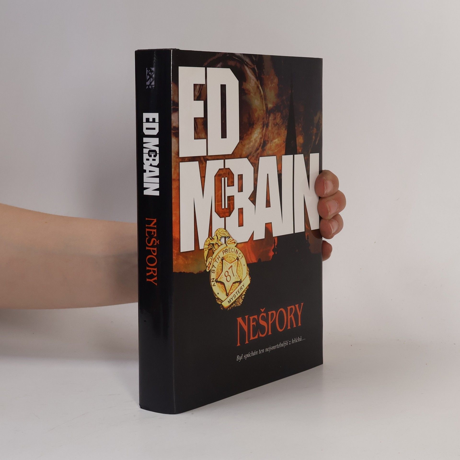 Ed McBain Nešpory. Román z 87. revíru