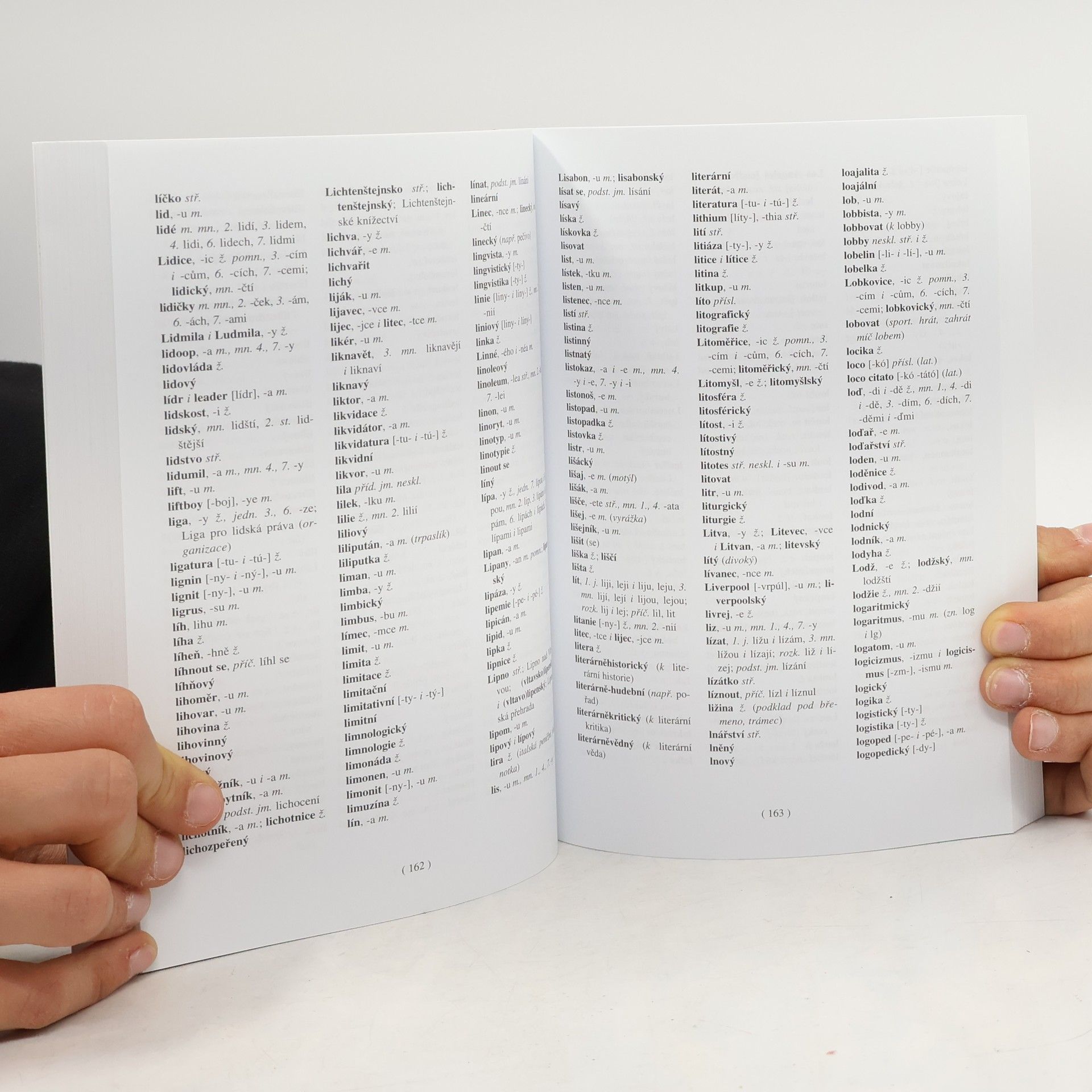 Various authors Pravidla českého pravopisu : školní vydání včetně Dodatku