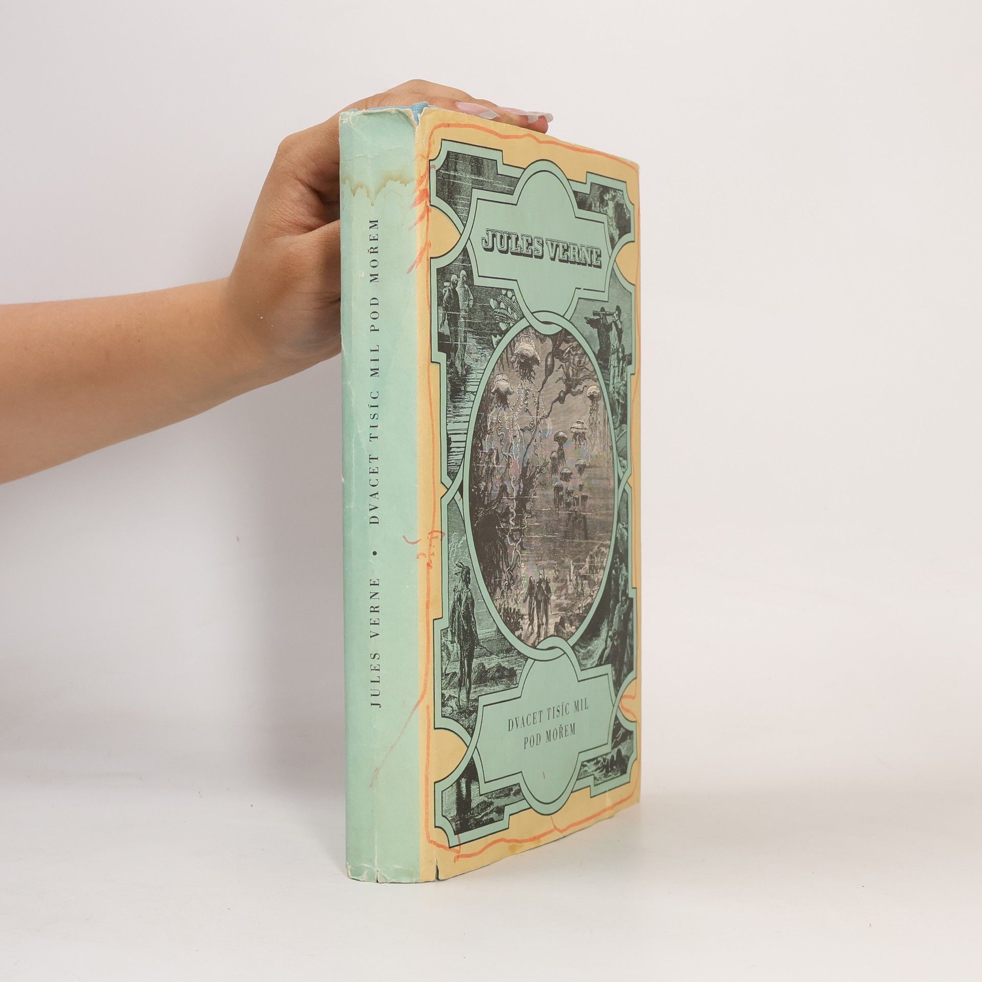 Jules Verne Dvacet tisíc mil pod mořem