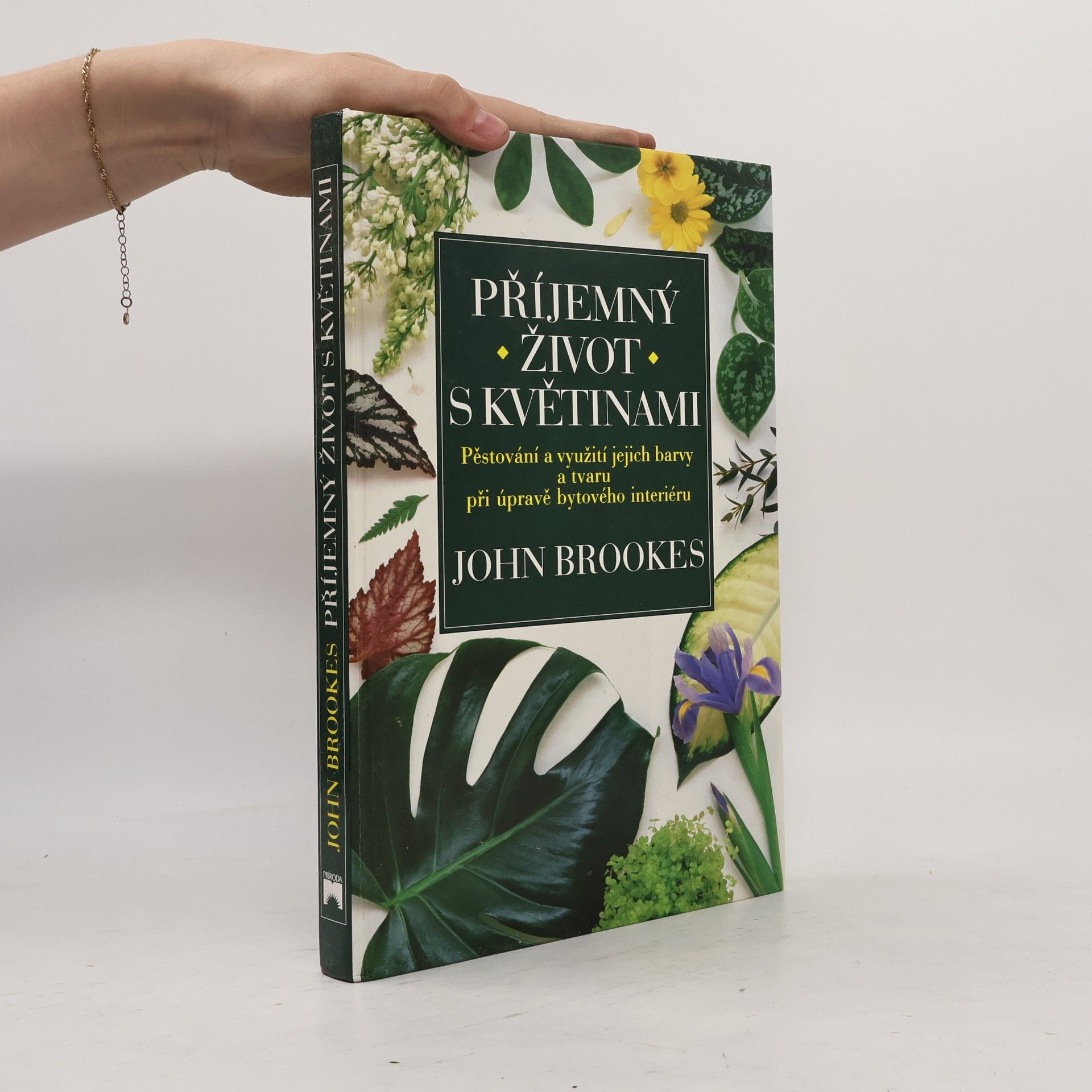 John Brookes Příjemný život s květinami
