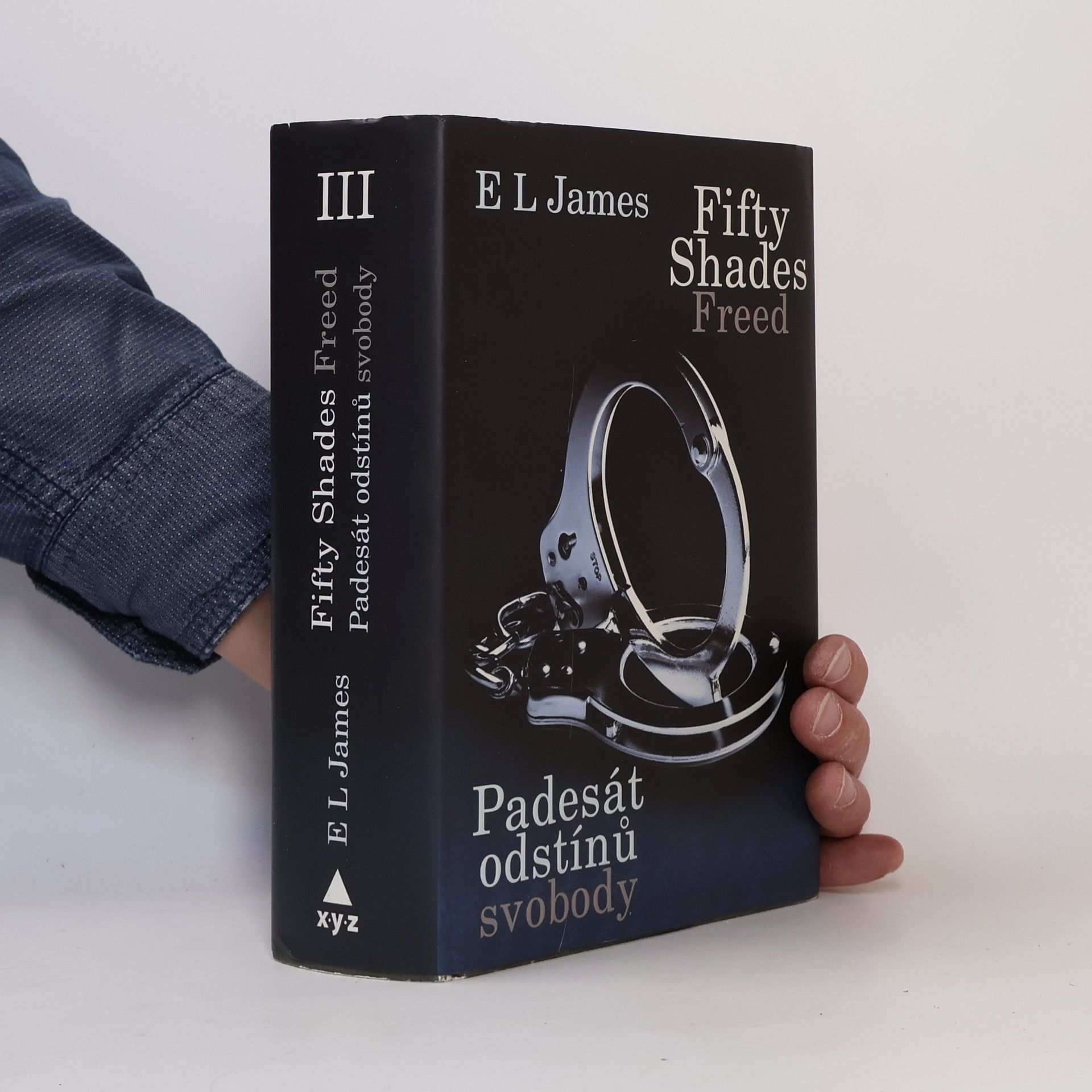 E. L. James Padesát odstínů svobody