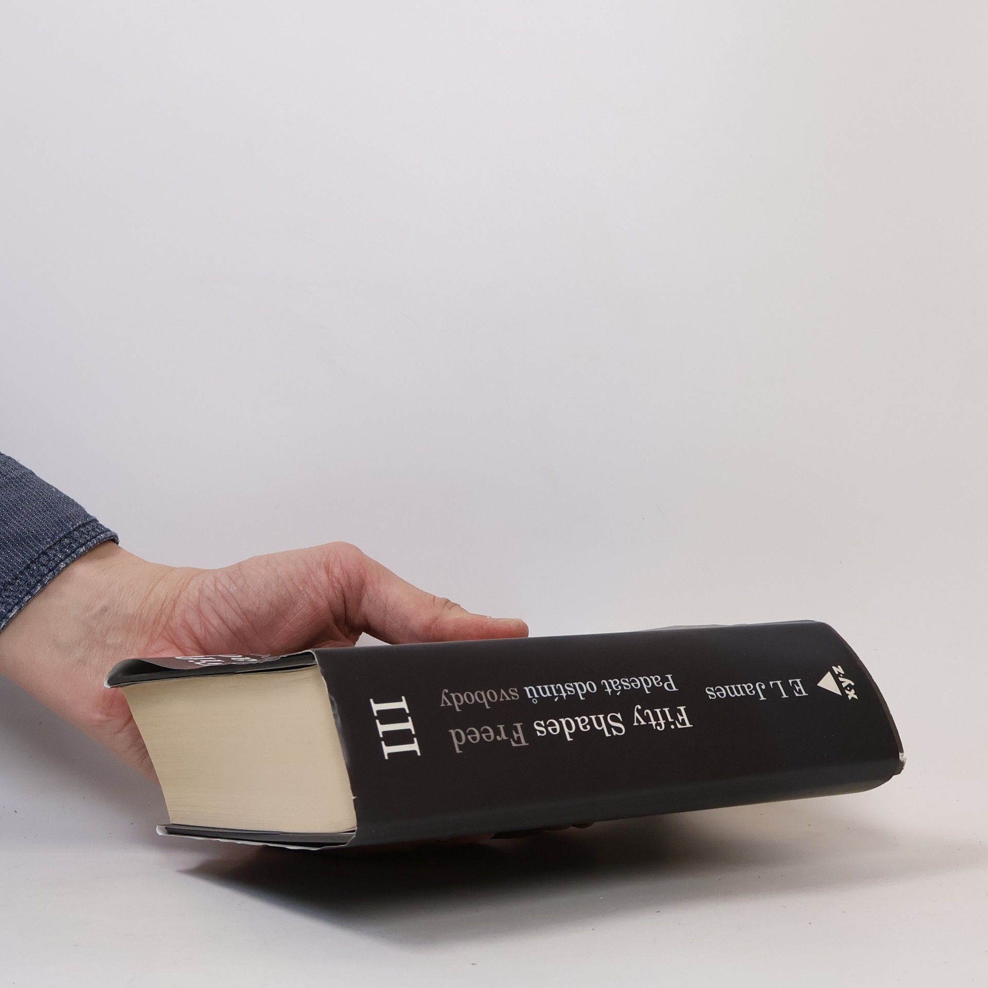 E. L. James Padesát odstínů svobody