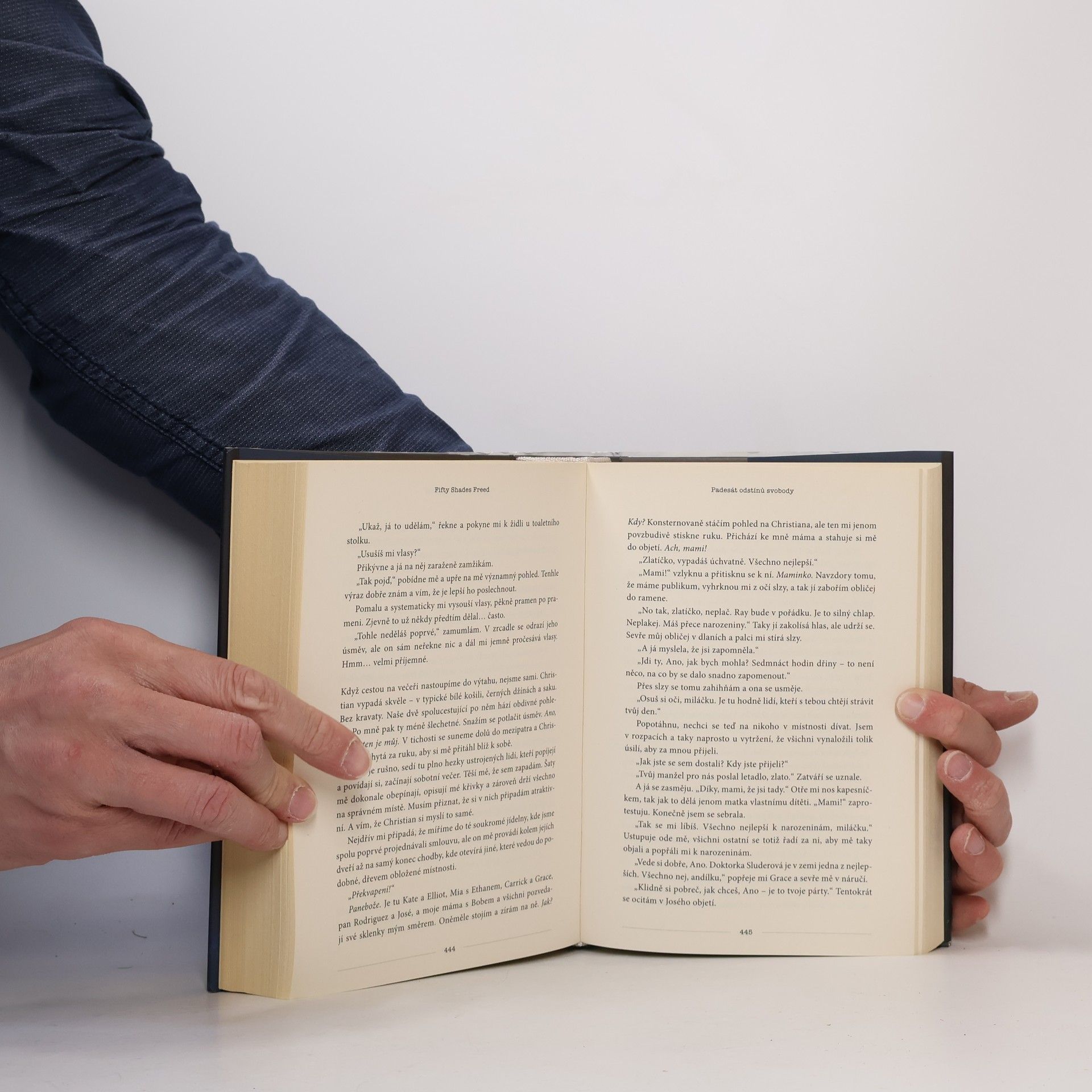 E. L. James Padesát odstínů svobody