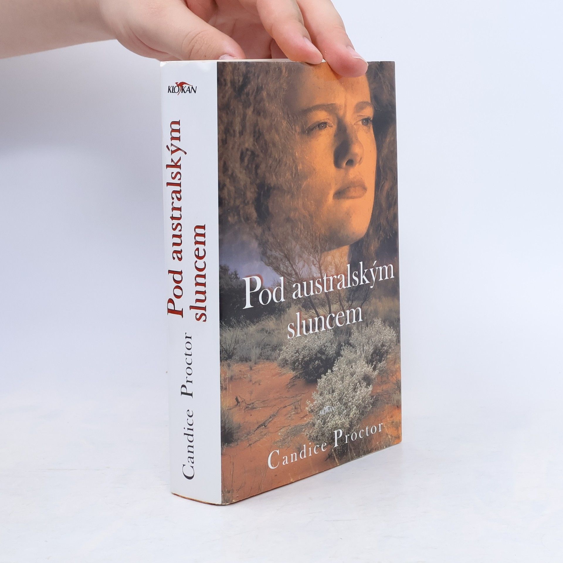 Candice E. Proctor Pod australským sluncem