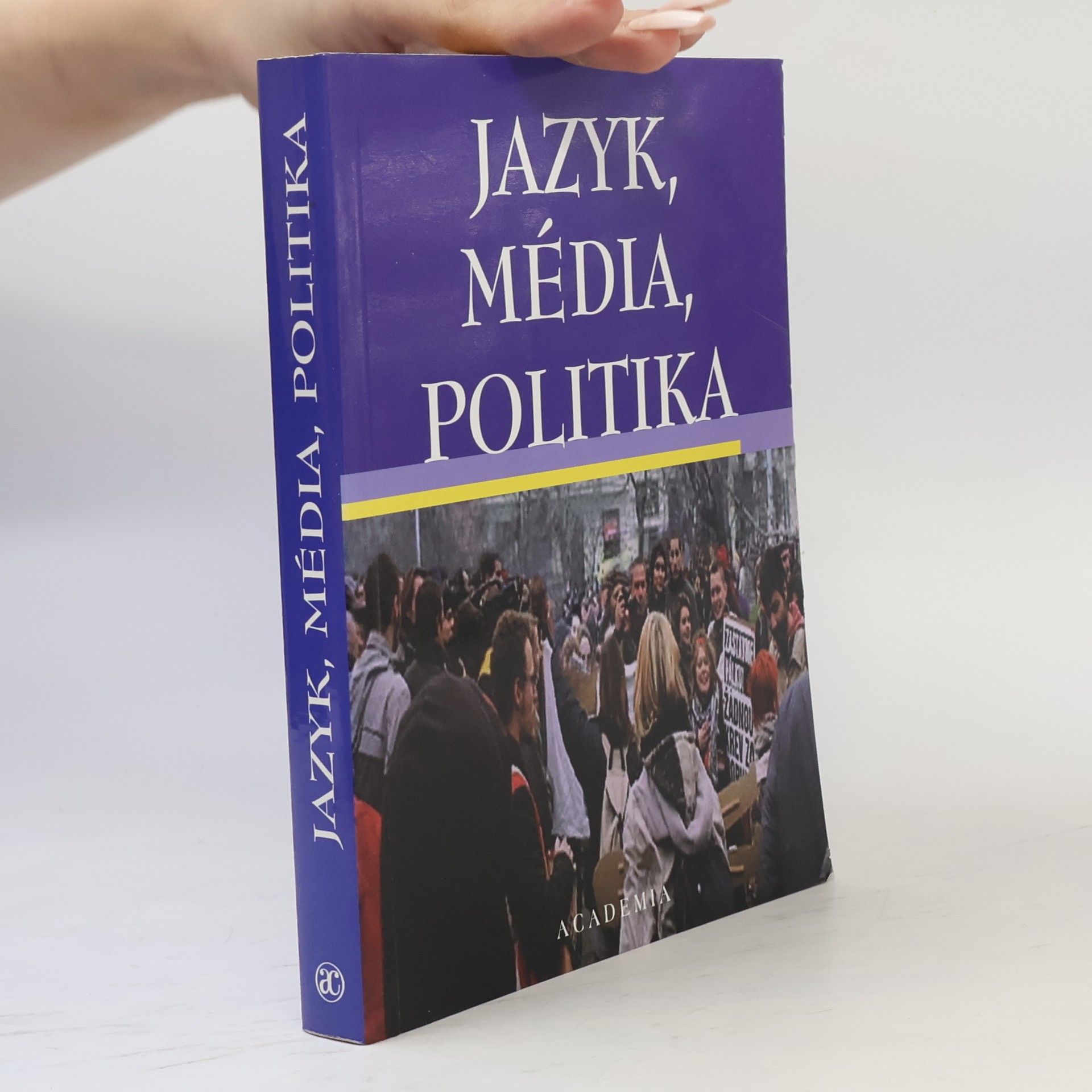Jazyk, média, politika