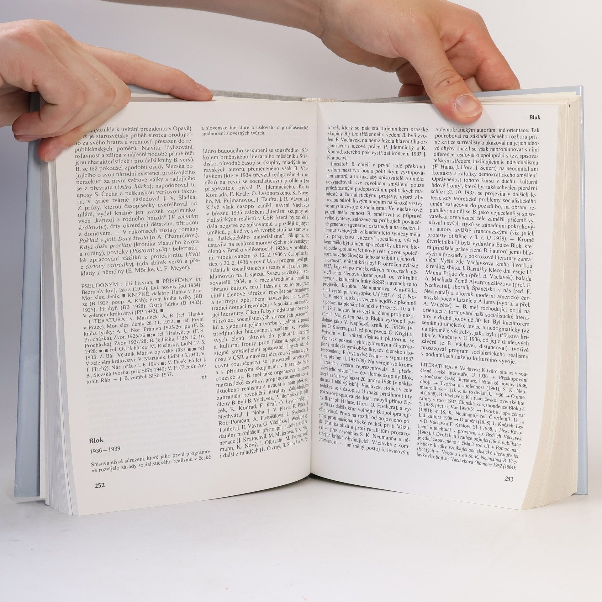 Jiří Opelík Lexikon české literatury. Osobnosti, díla, instituce. 1 A-G.