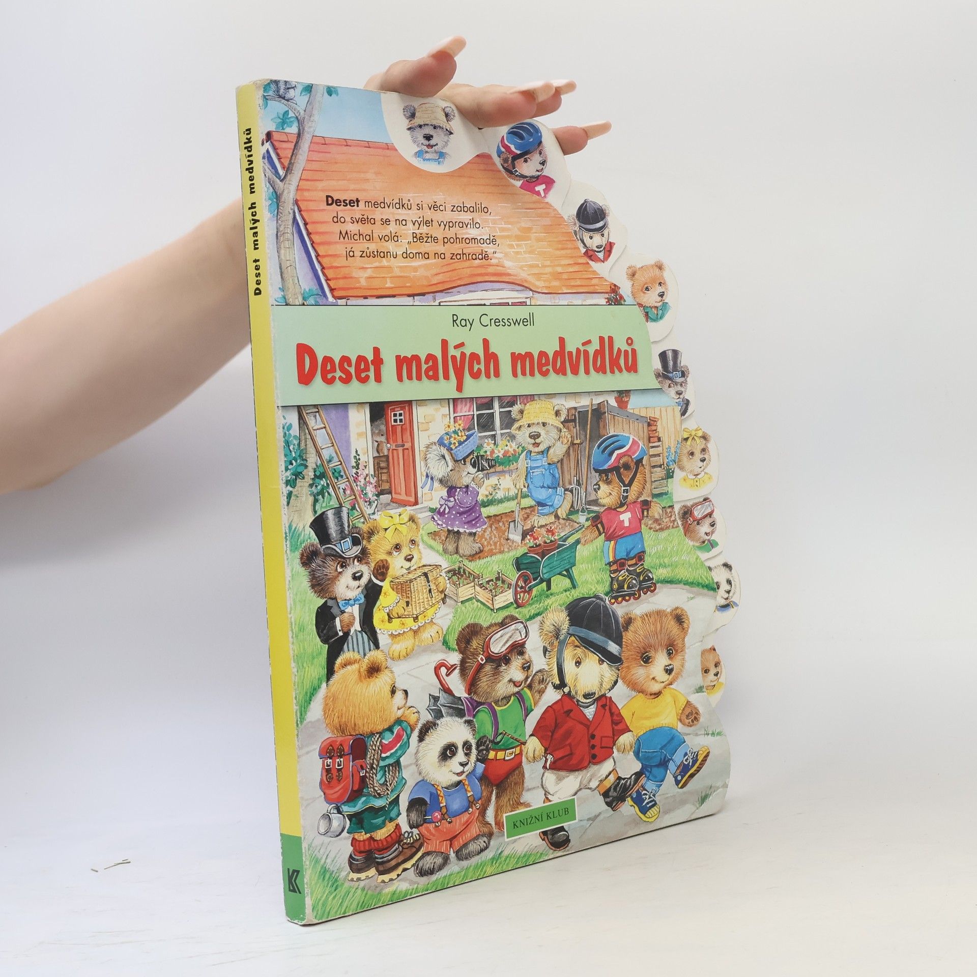 Deset malých medvídků