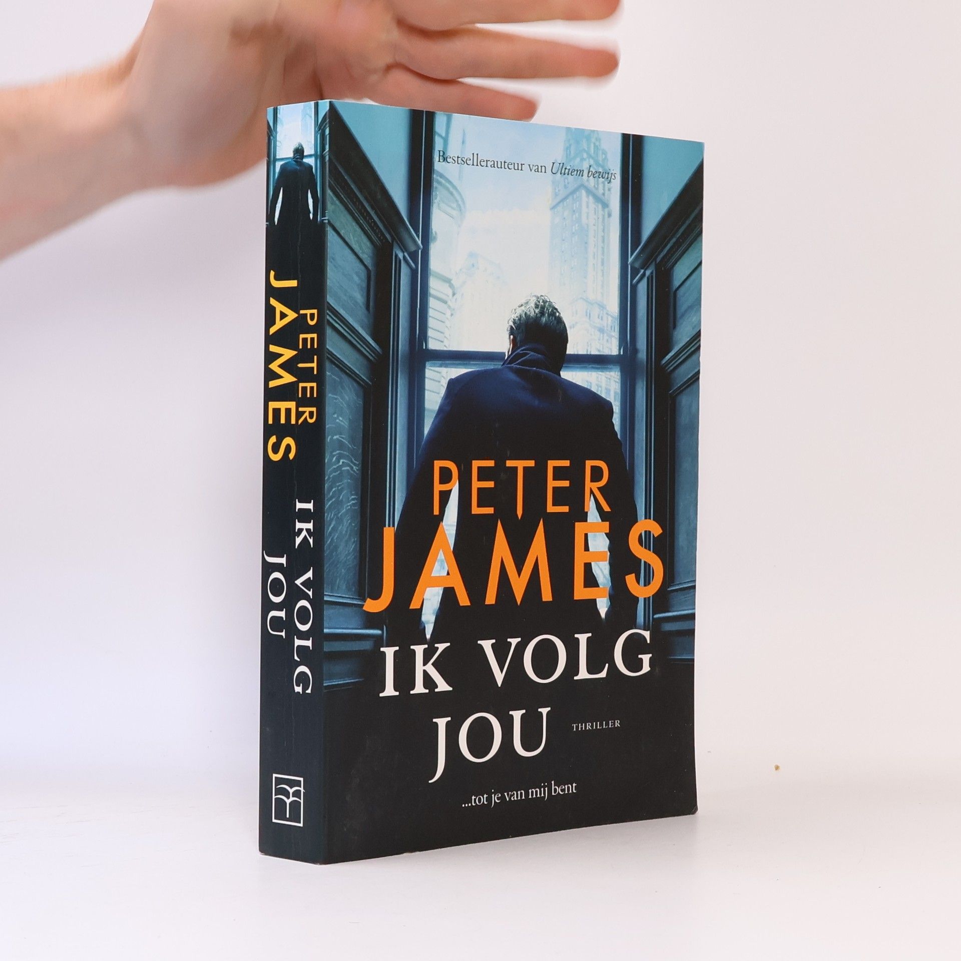 Peter James Ik volg jou