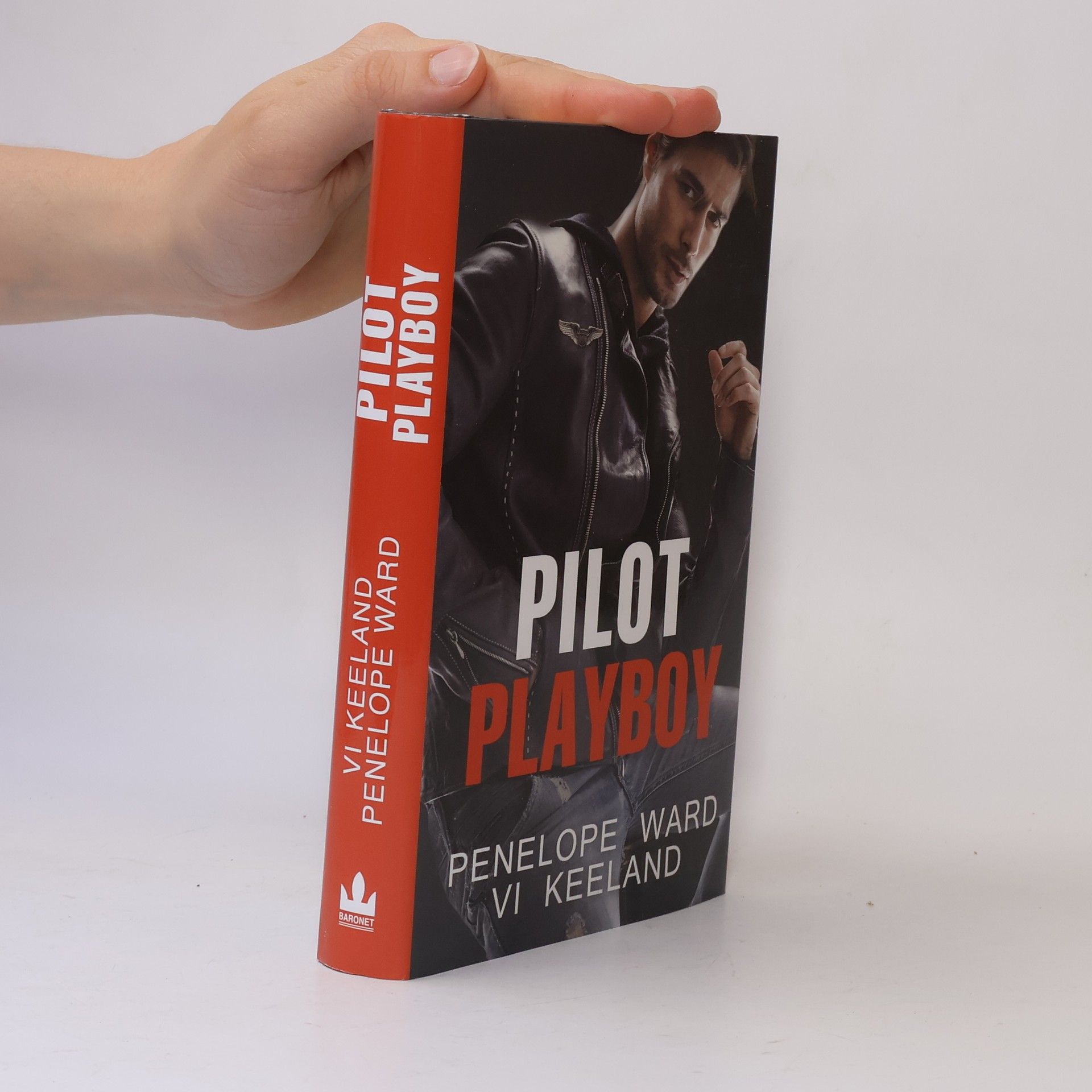 Vi Keeland Pilot playboy