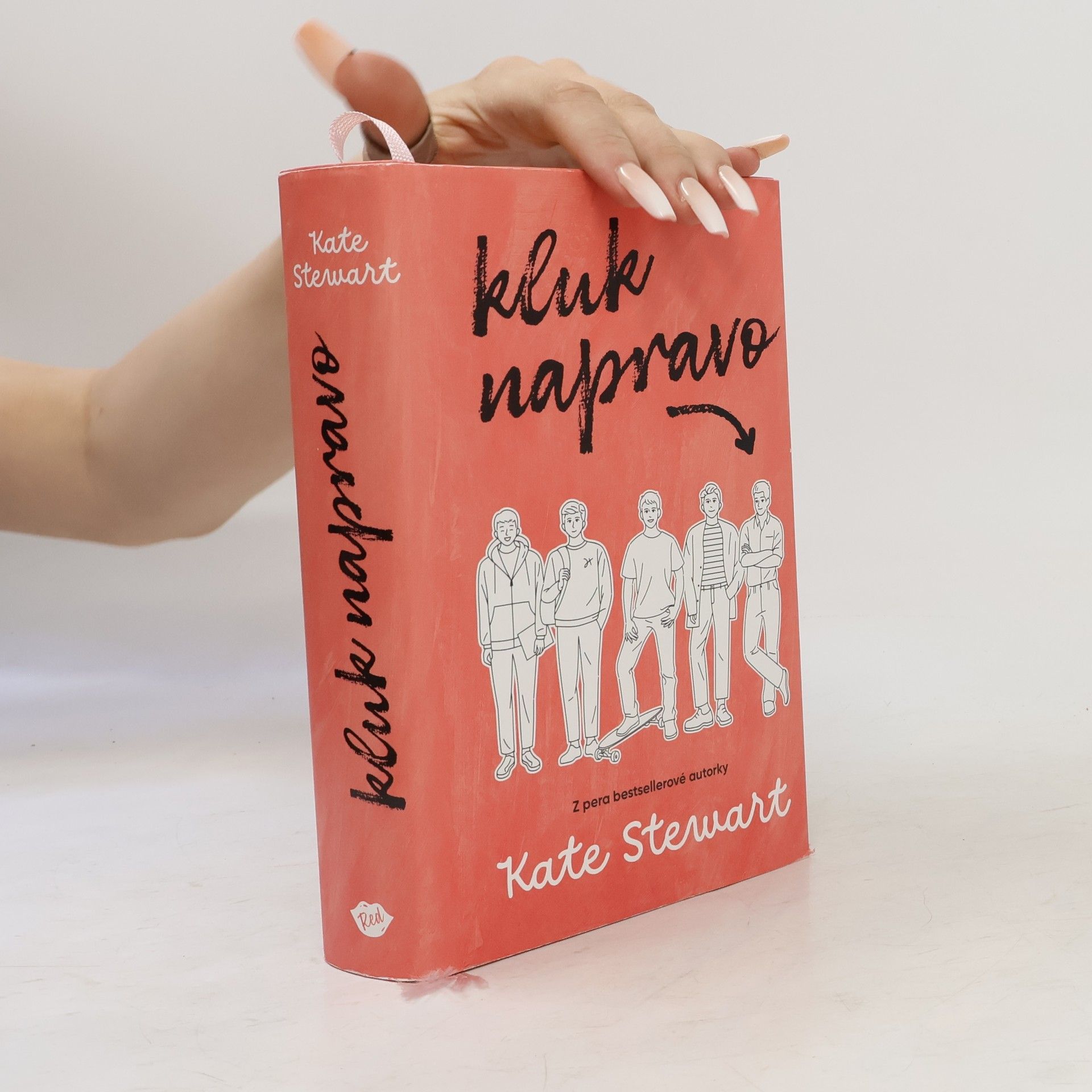 Kate Stewart Kluk napravo