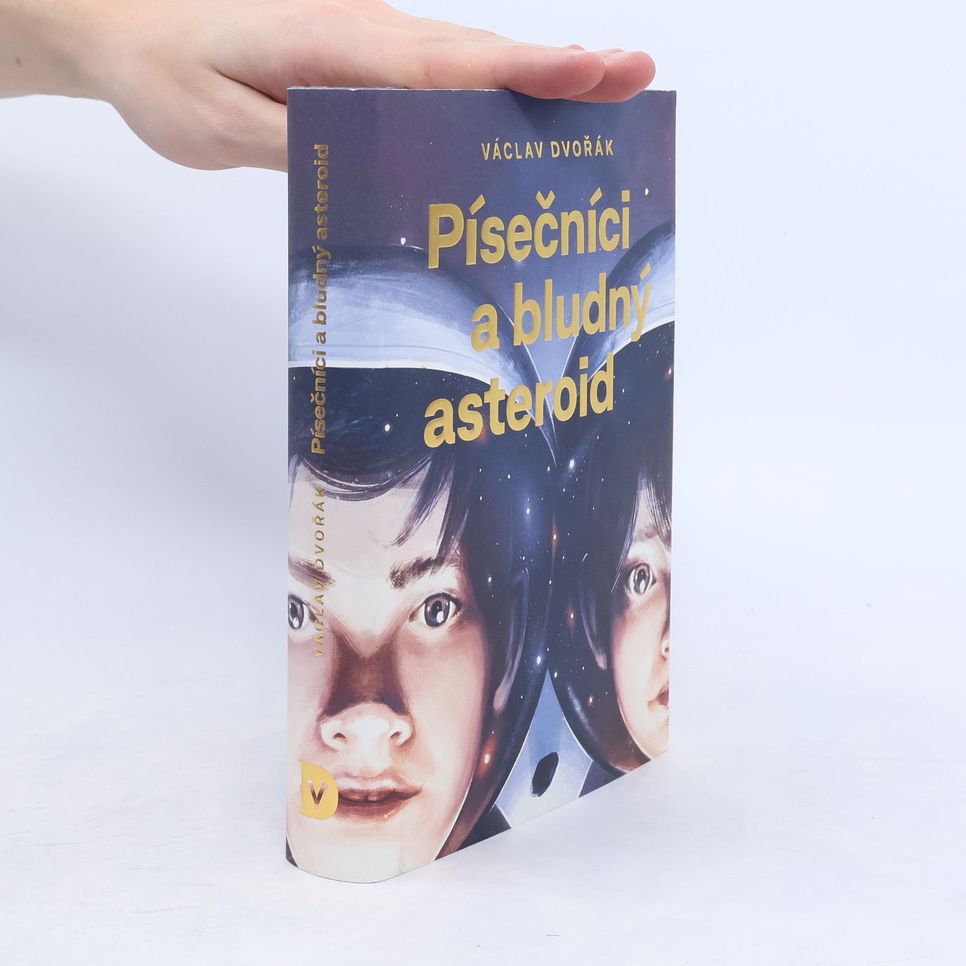 Václav Dvořák Písečníci a bludný asteroid