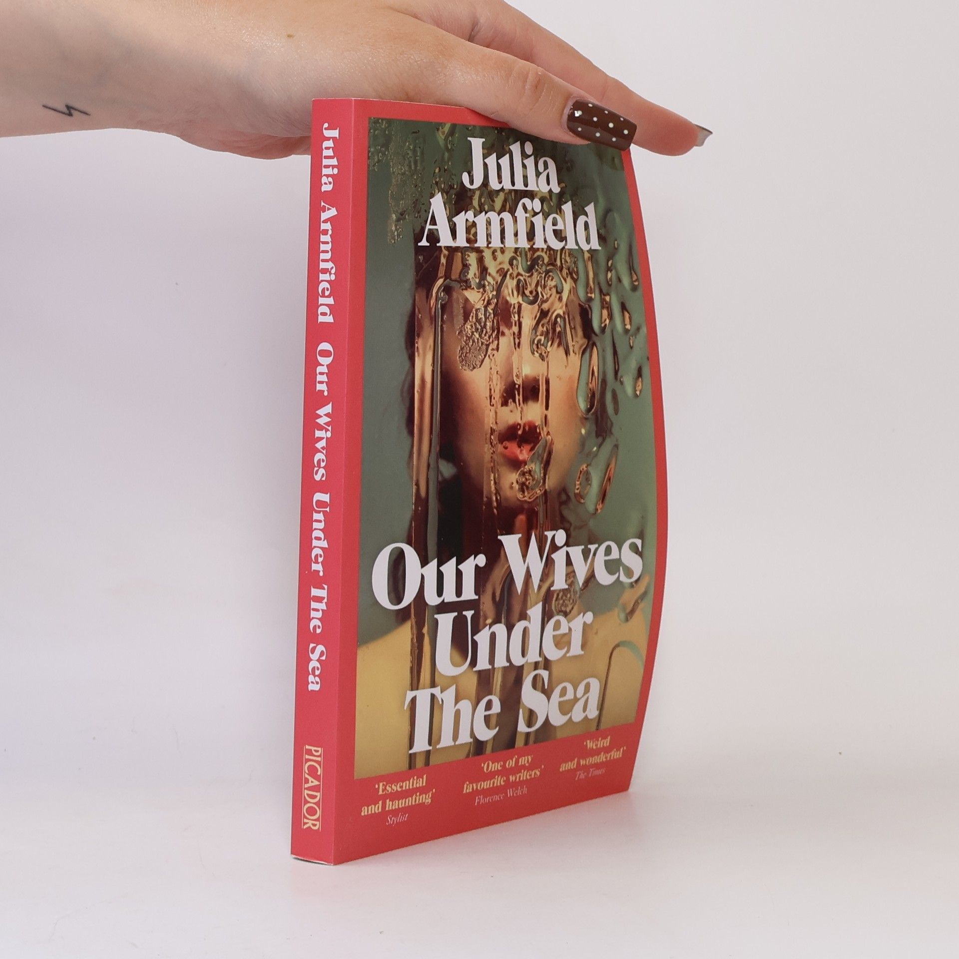 Julia Armfield Our Wives Under the Sea