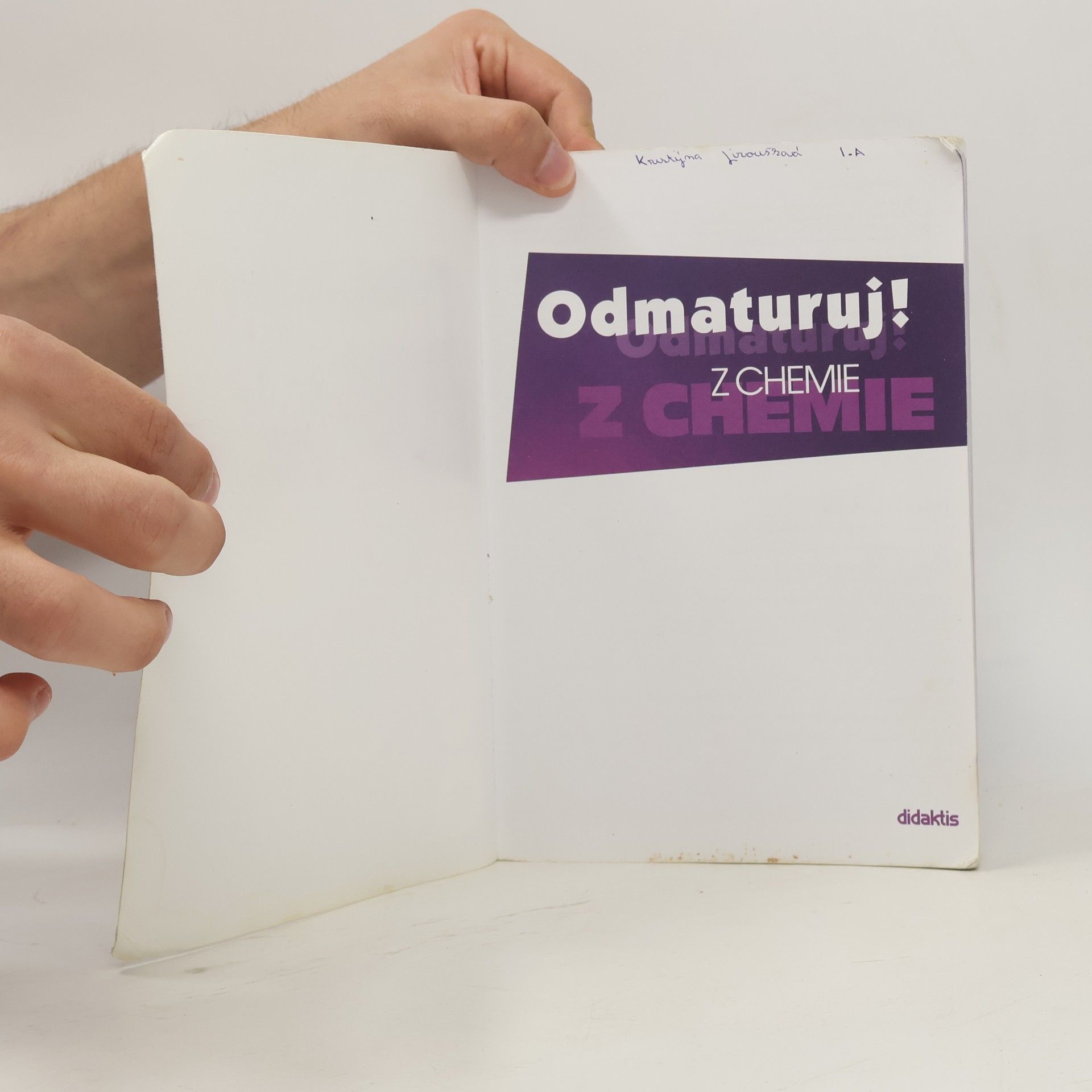 Marika Benešová Odmaturuj! z chemie
