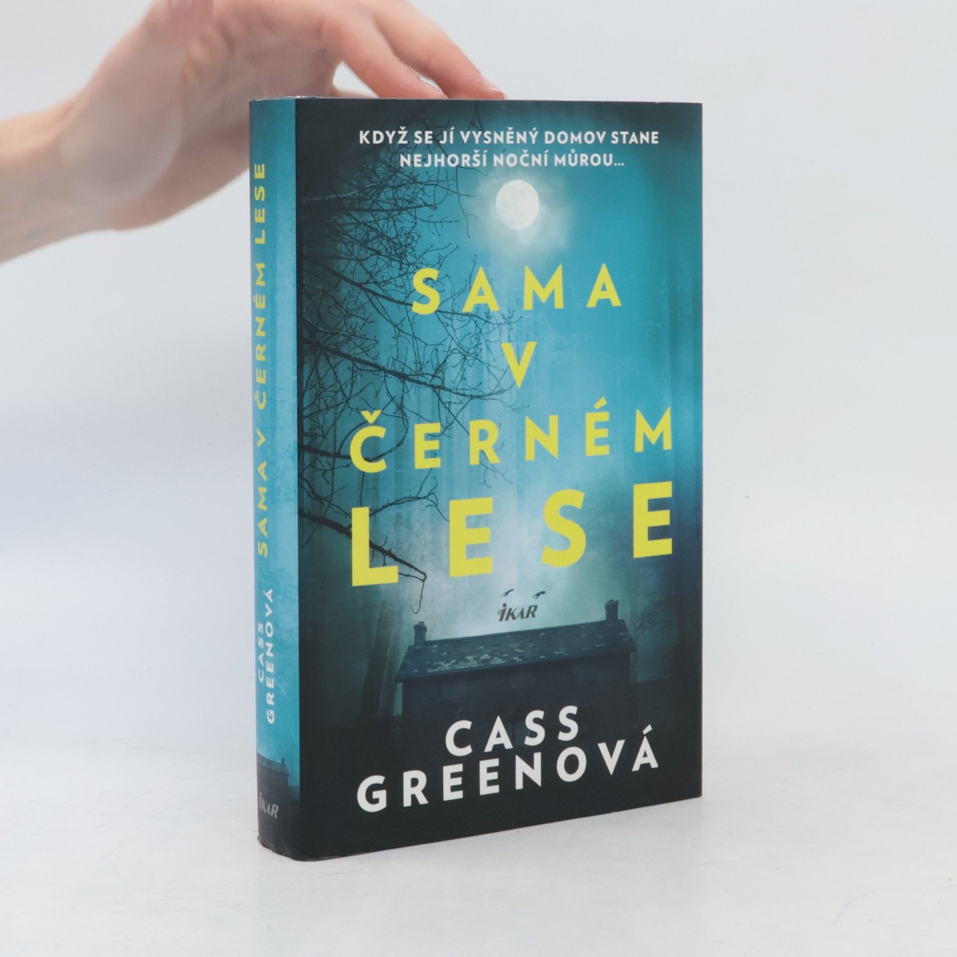 Cass Green Sama v černém lese