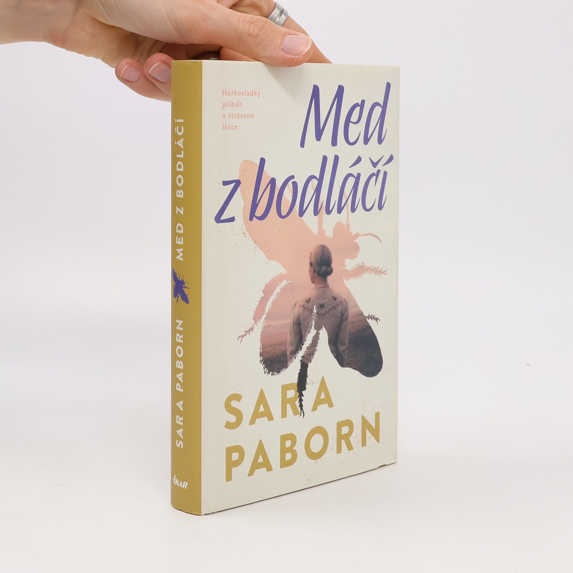 Sara Paborn Med z bodláčí