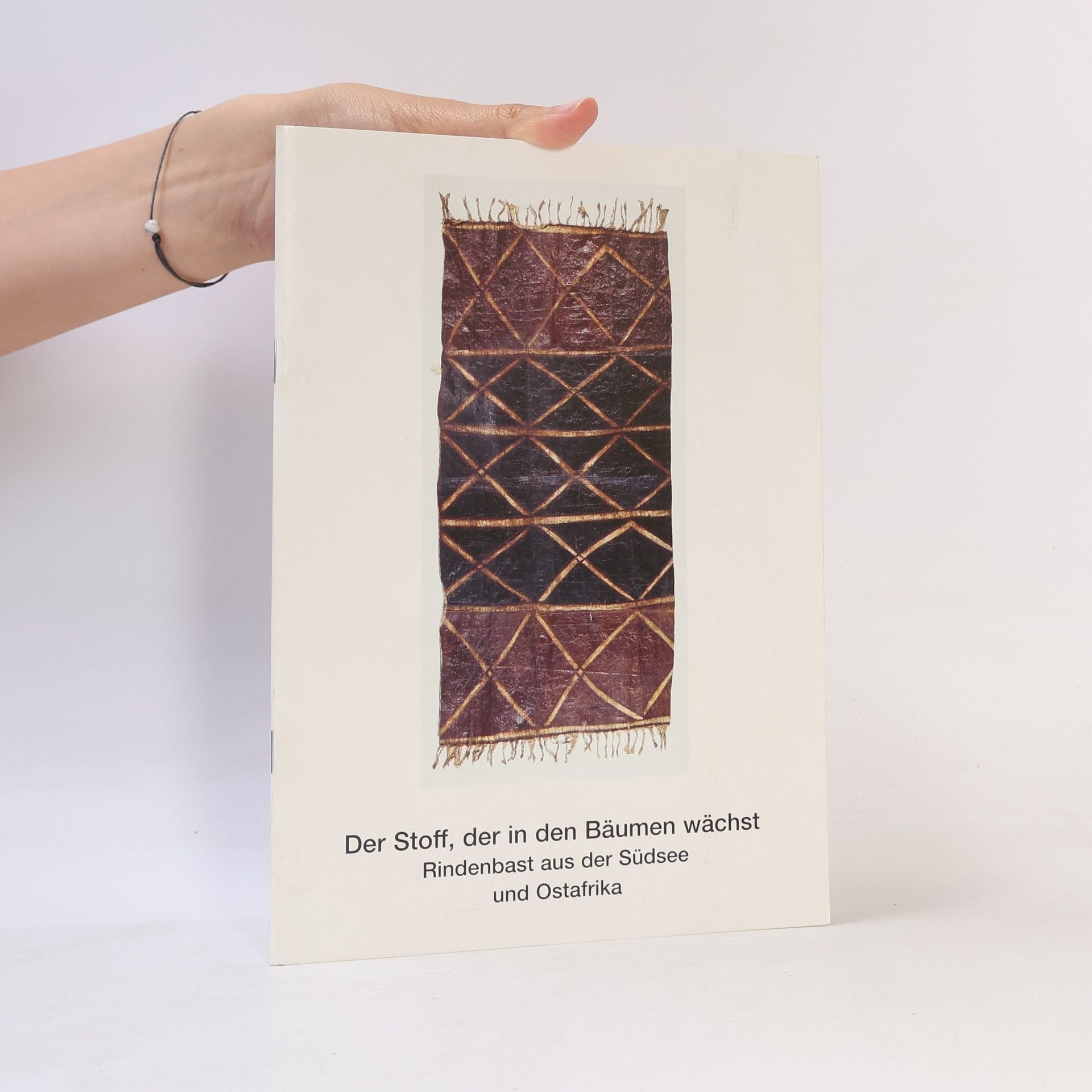 Jutta Schienerl Der Stoff, der in den Bäumen wächst