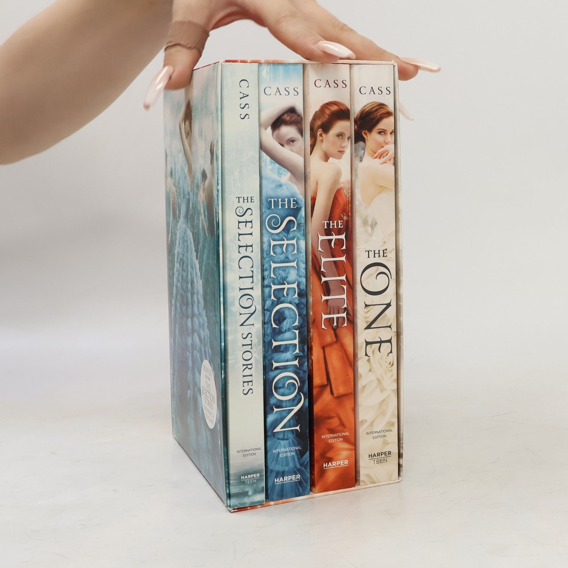 Kiera Cass The Selection 4-Book Box Set