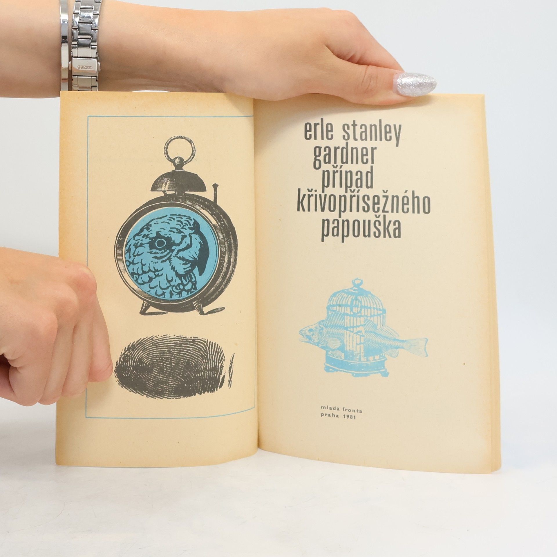 Erle Stanley Gardner Případ křivopřísežného papouška