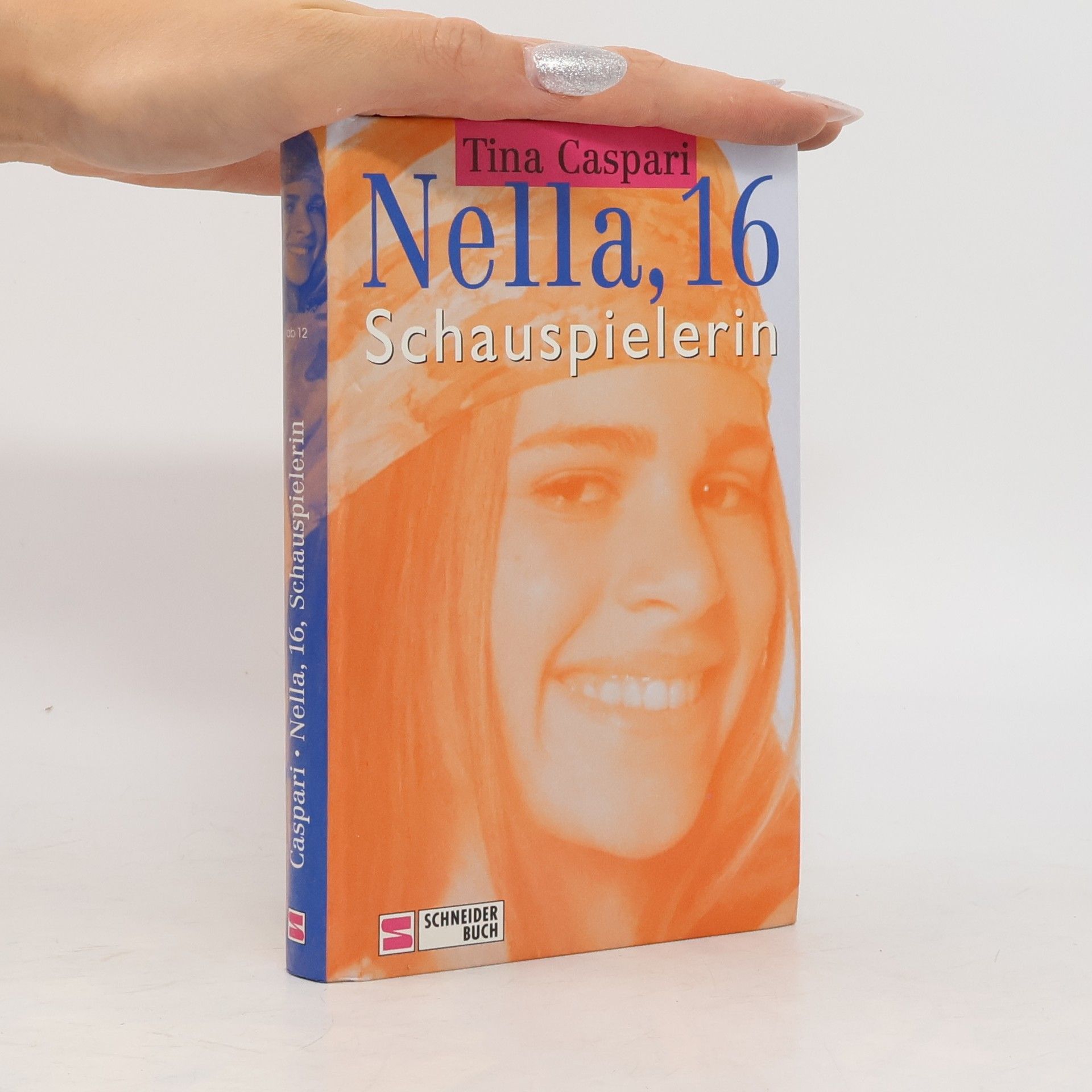 Tina Caspari Nella, 16, Schauspielerin