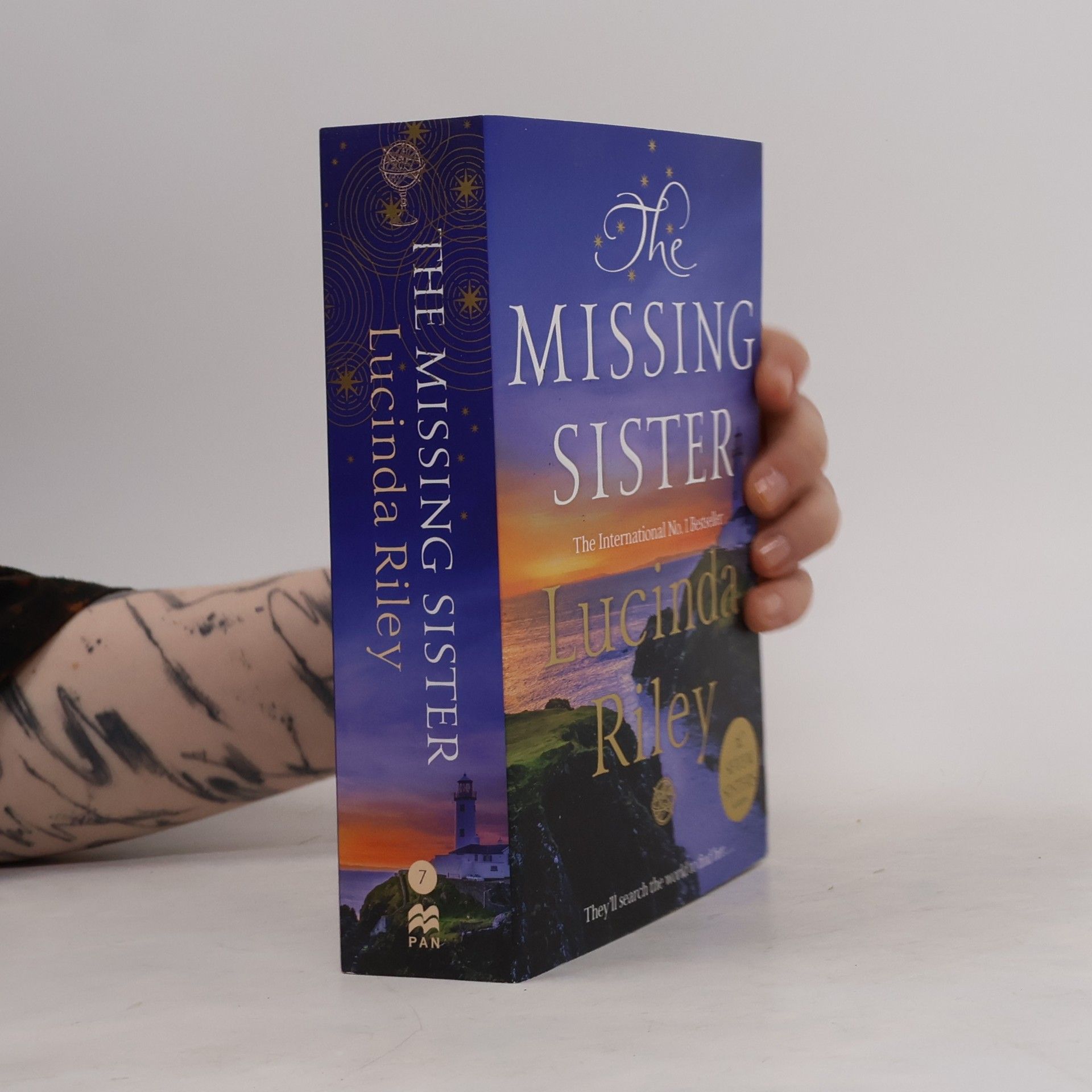 Lucinda Riley The Missing Sister