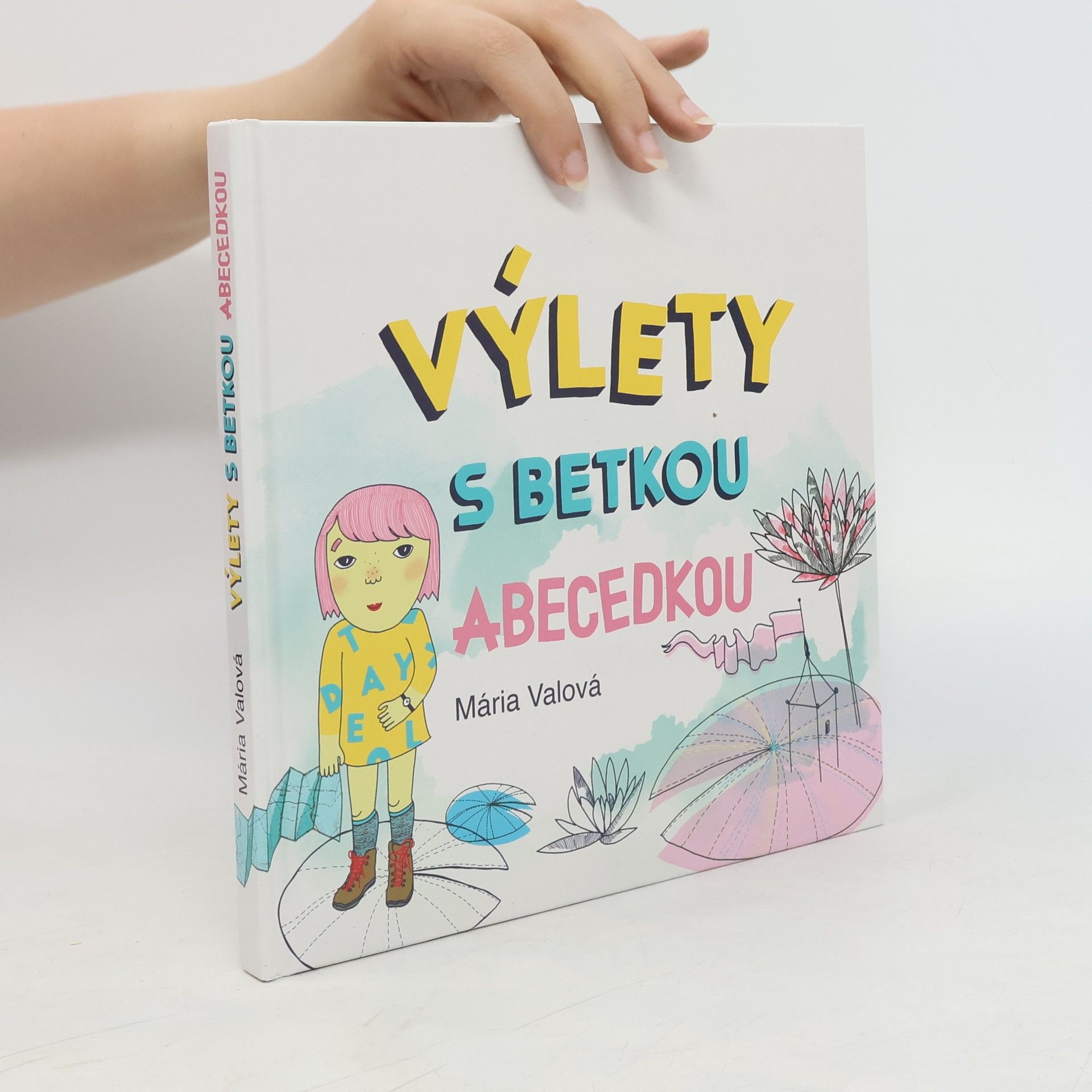 Mária Valová Výlety s Betkou Abecedkou