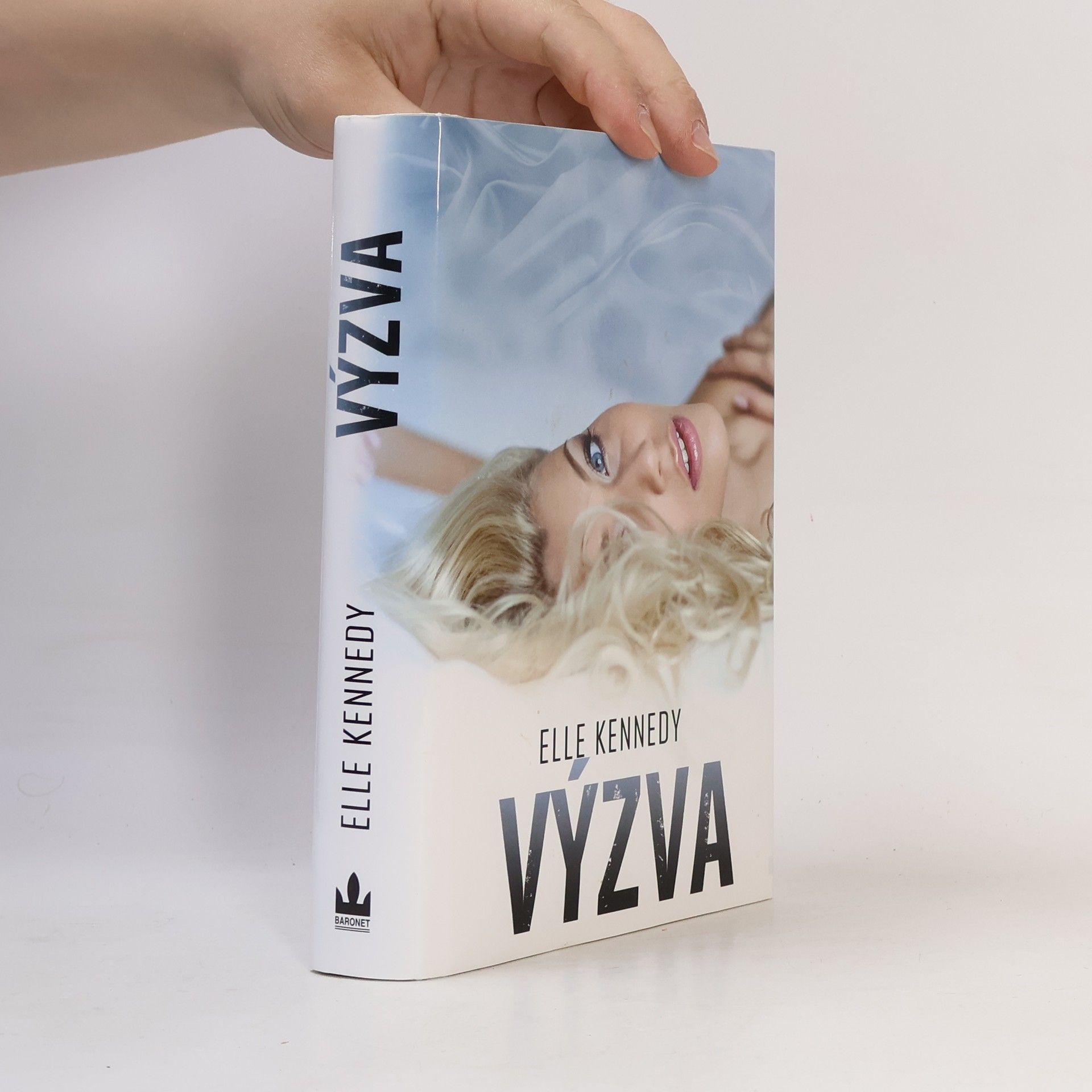 Elle Kennedy Výzva