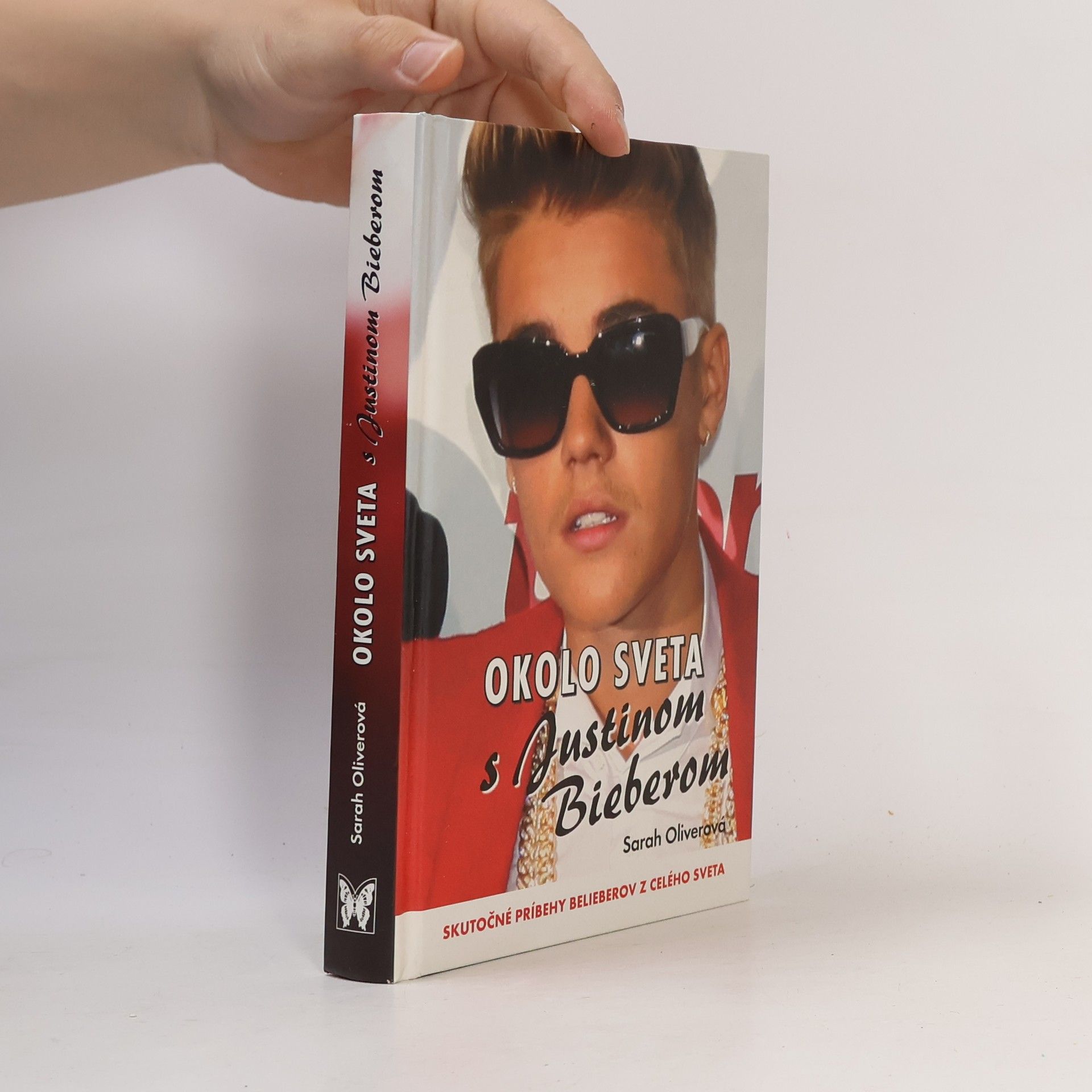 Sarah Oliver Okolo sveta s Justinom Bieberom
