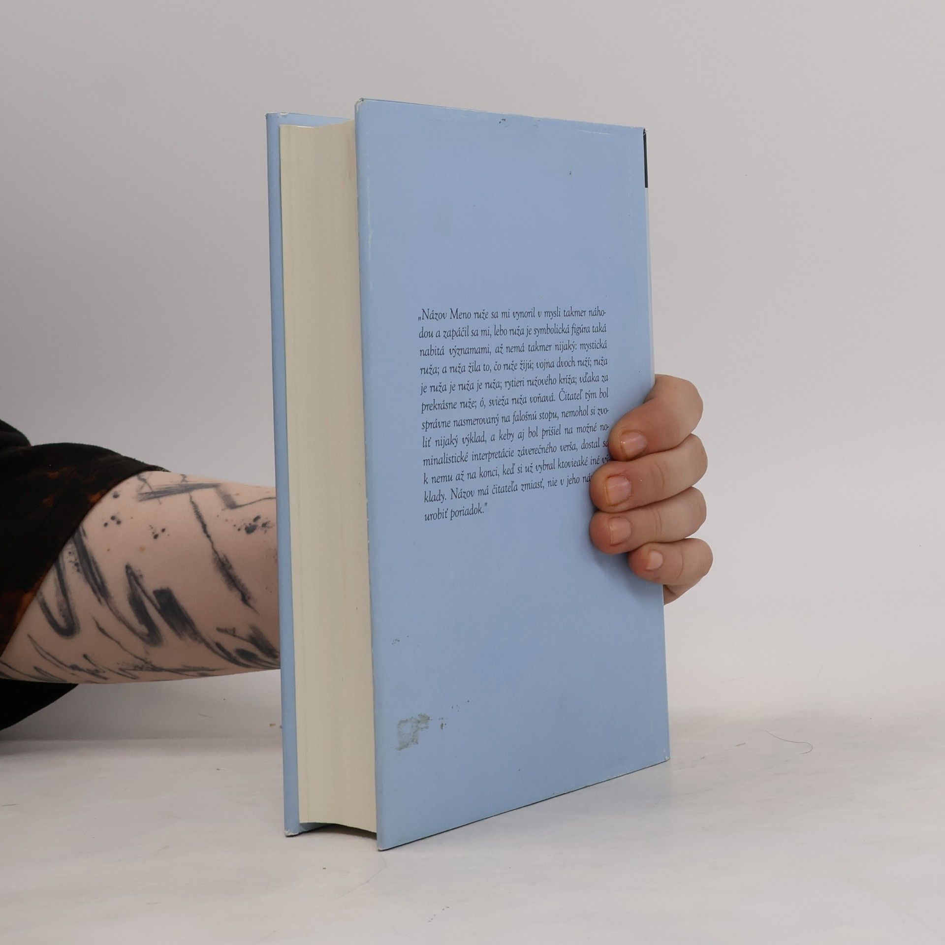 Umberto Eco Meno ruže