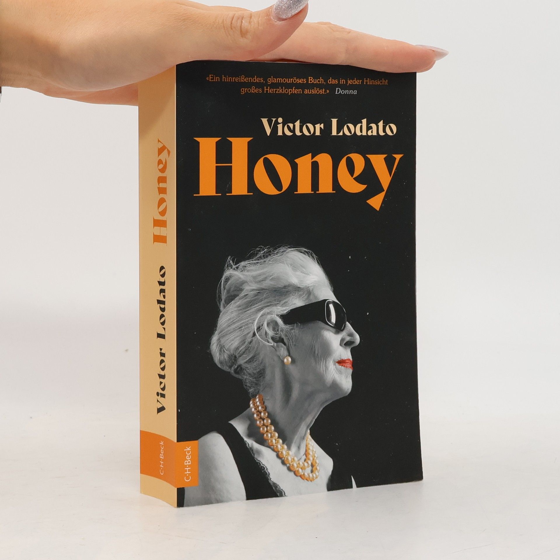 Victor Lodato Honey: Roman