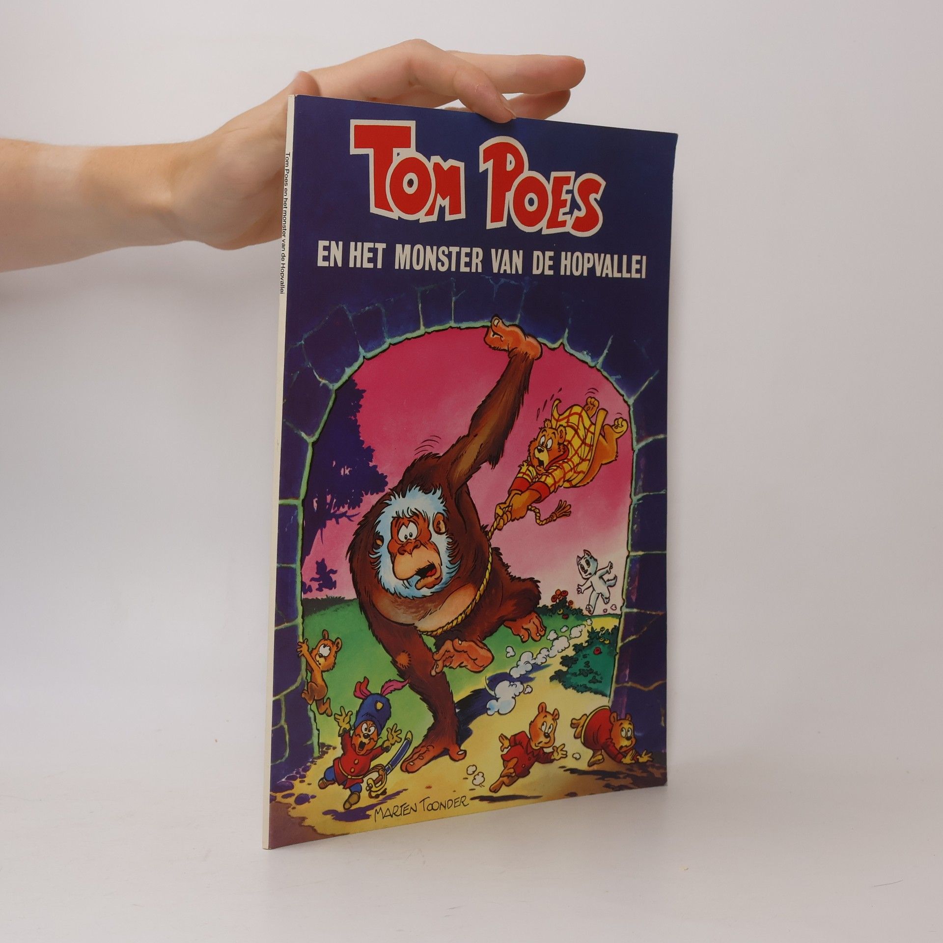 Tom Poes en heer Bommel - 13: Tom Poes en het Monster van de Hopvallei