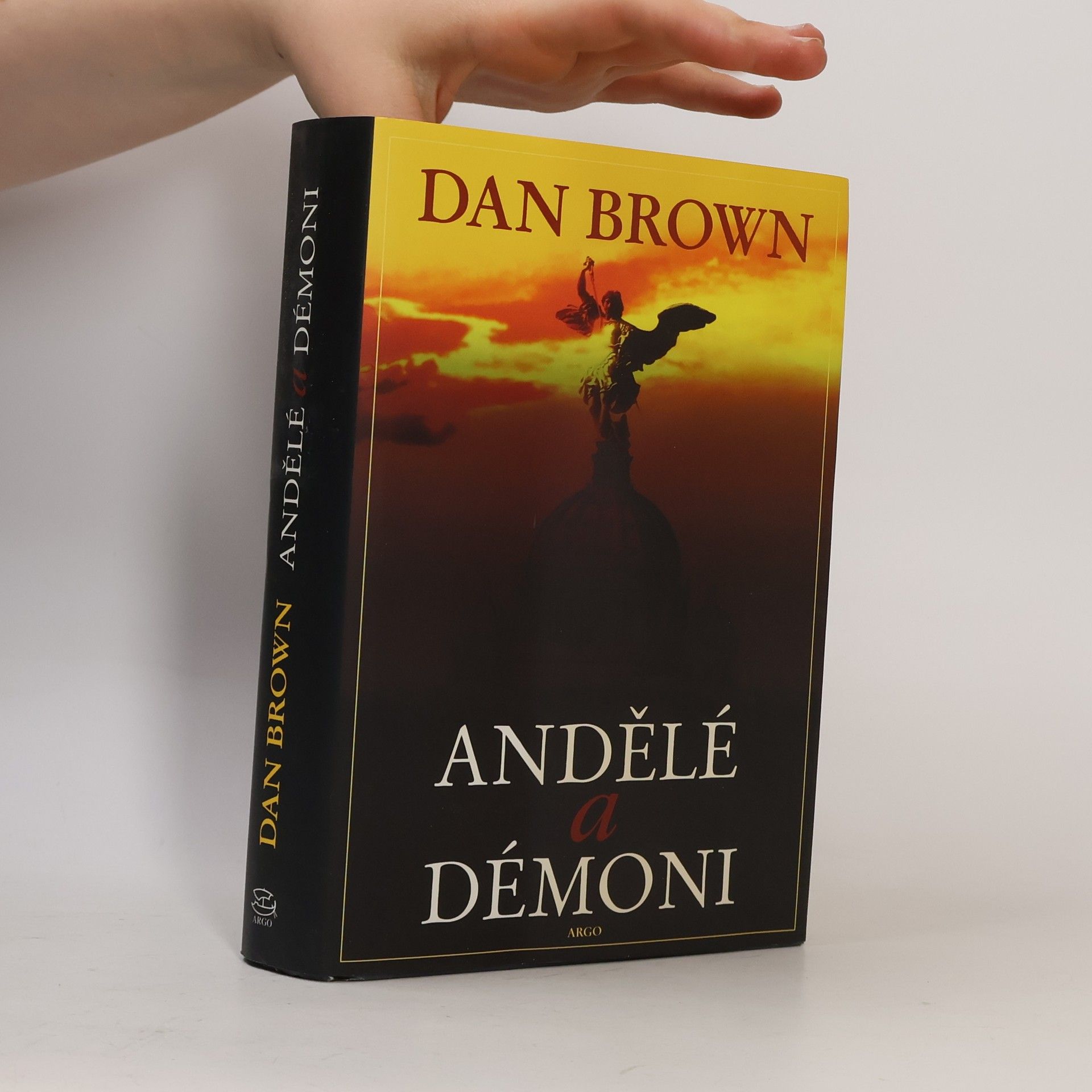 Dan Brown Andělé a démoni