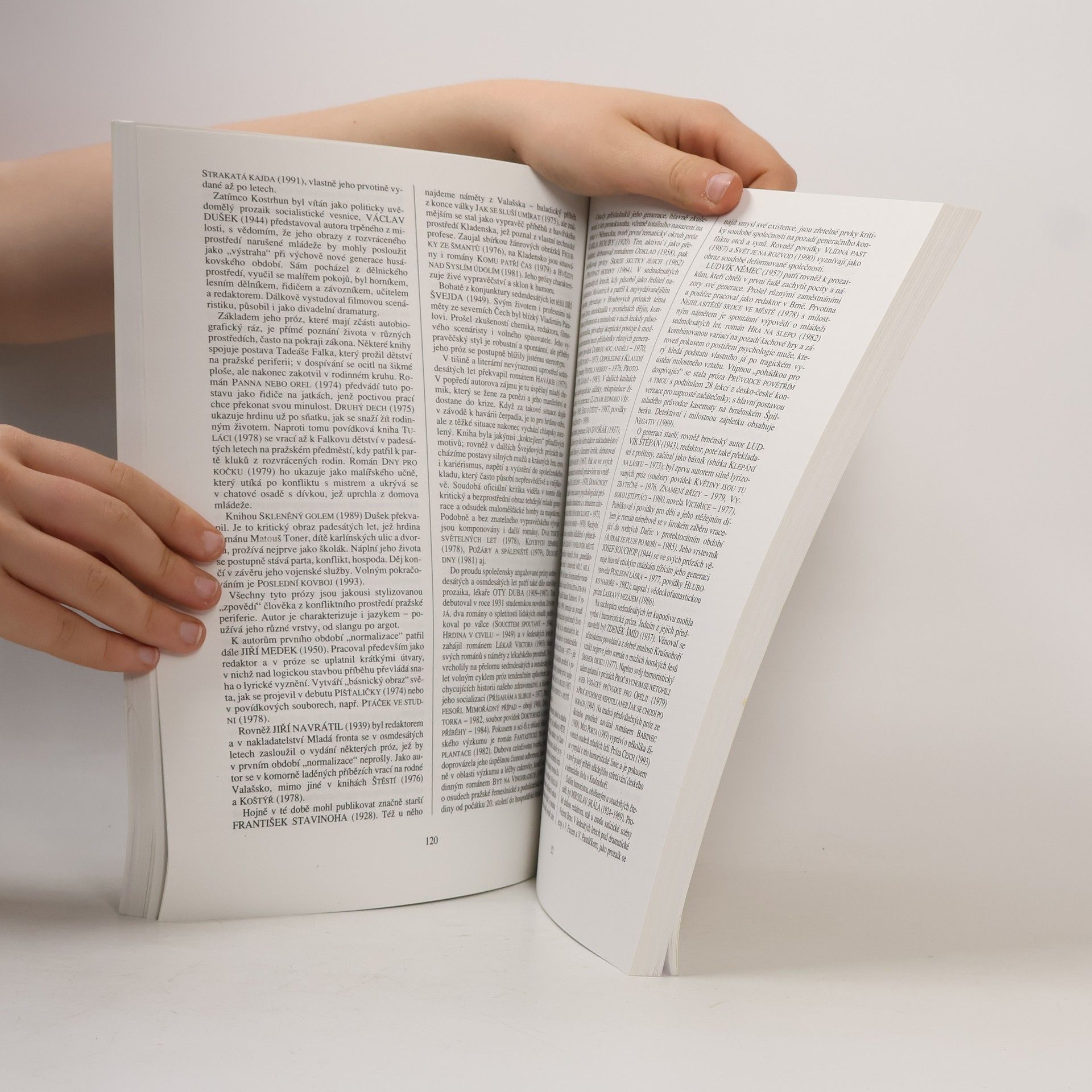 Collectif d'auteurs Přehledné dějiny literatury III. Dějiny české a světové literatury od roku 1945 do současnosti