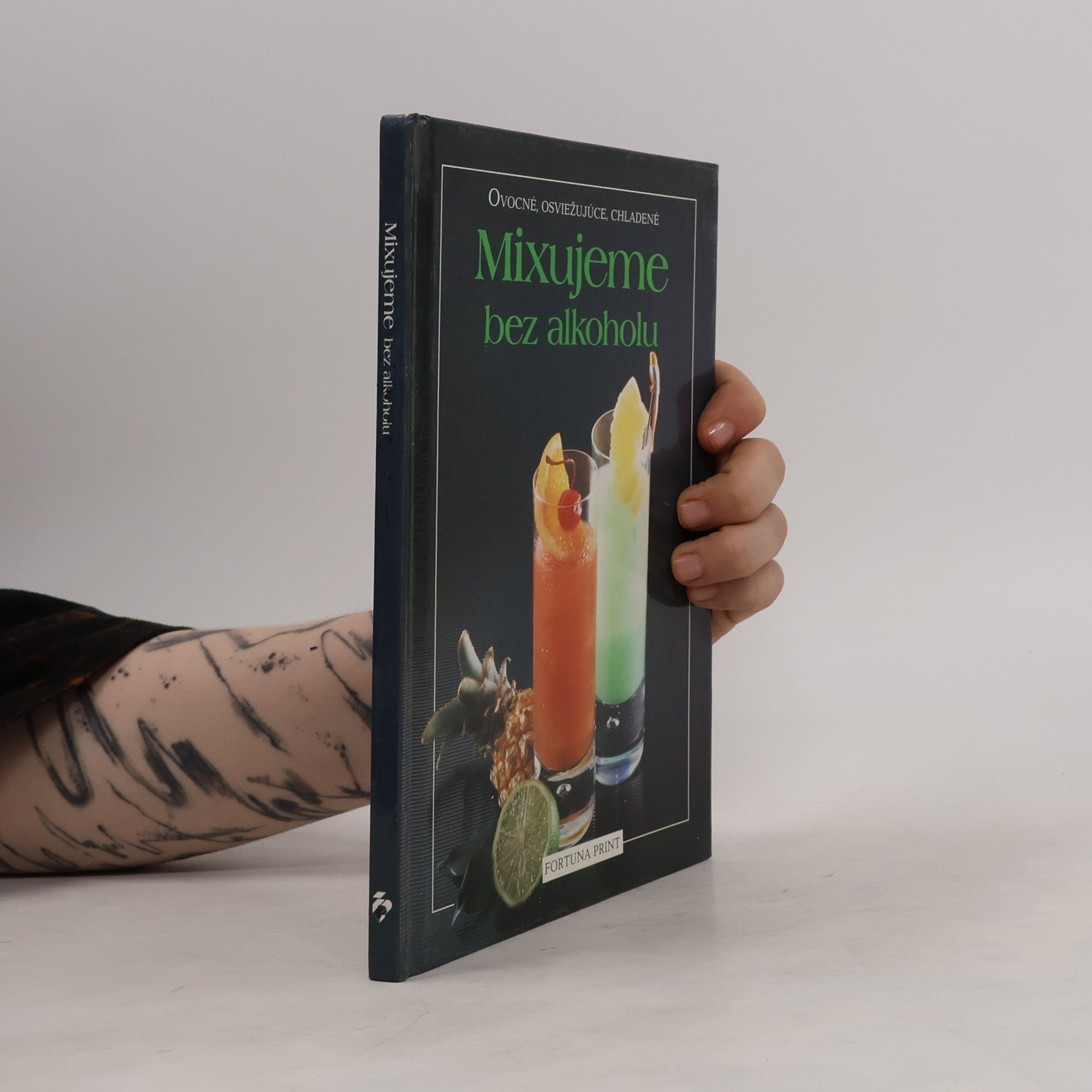 Kolektív autorov Mixujeme bez alkoholu