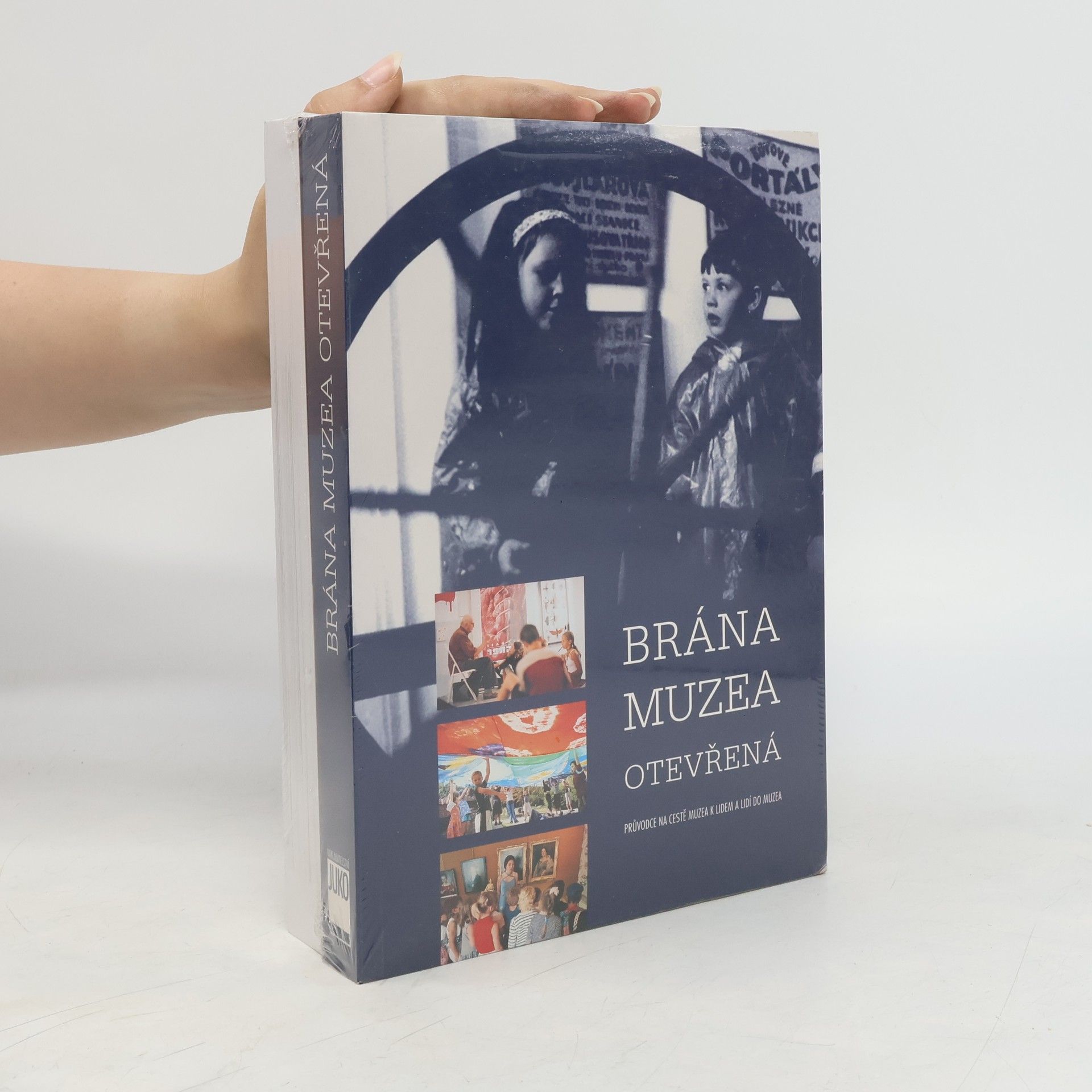 Alexandra Brabcová Brána muzea otevřená