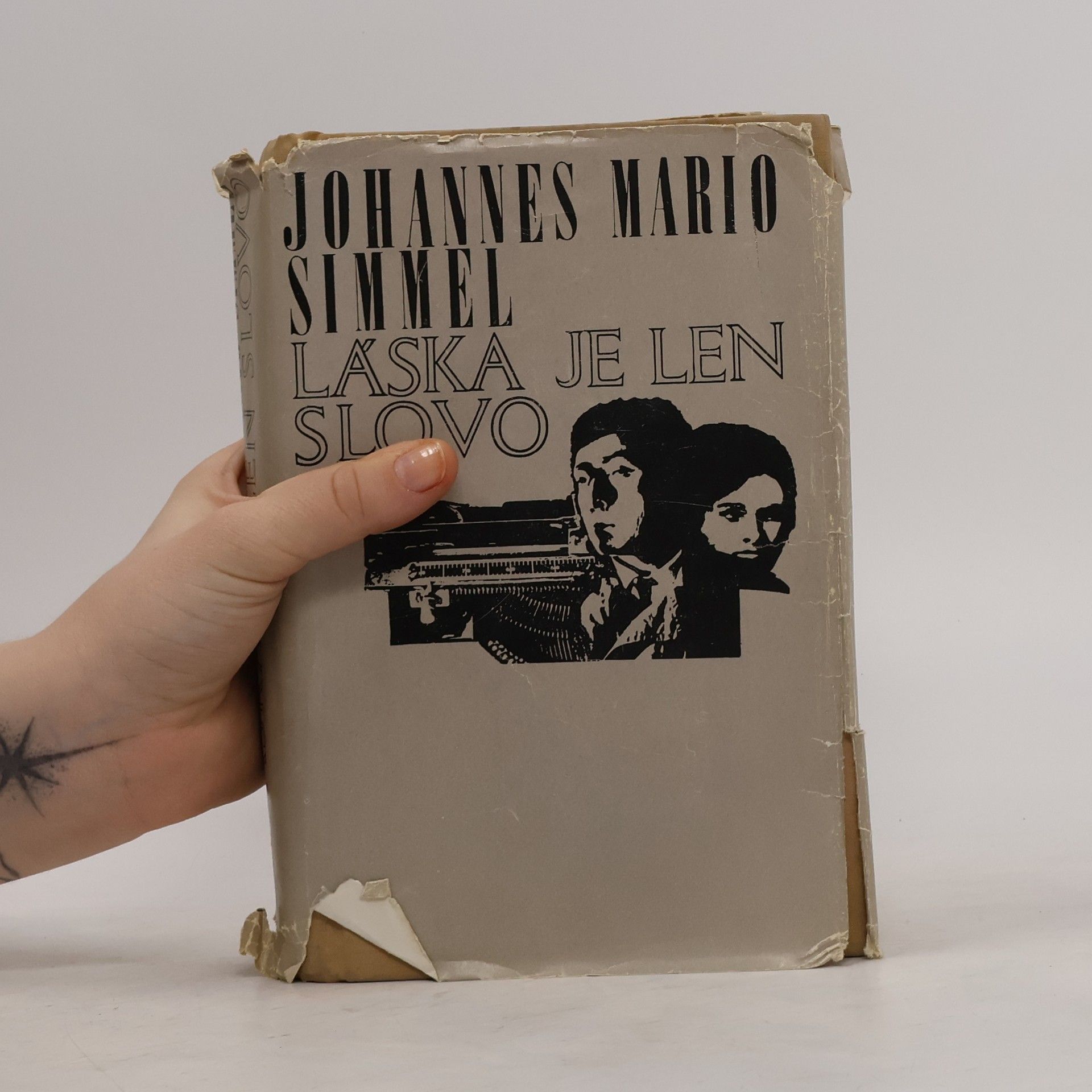 Johannes Mario Simmel Láska je len slovo