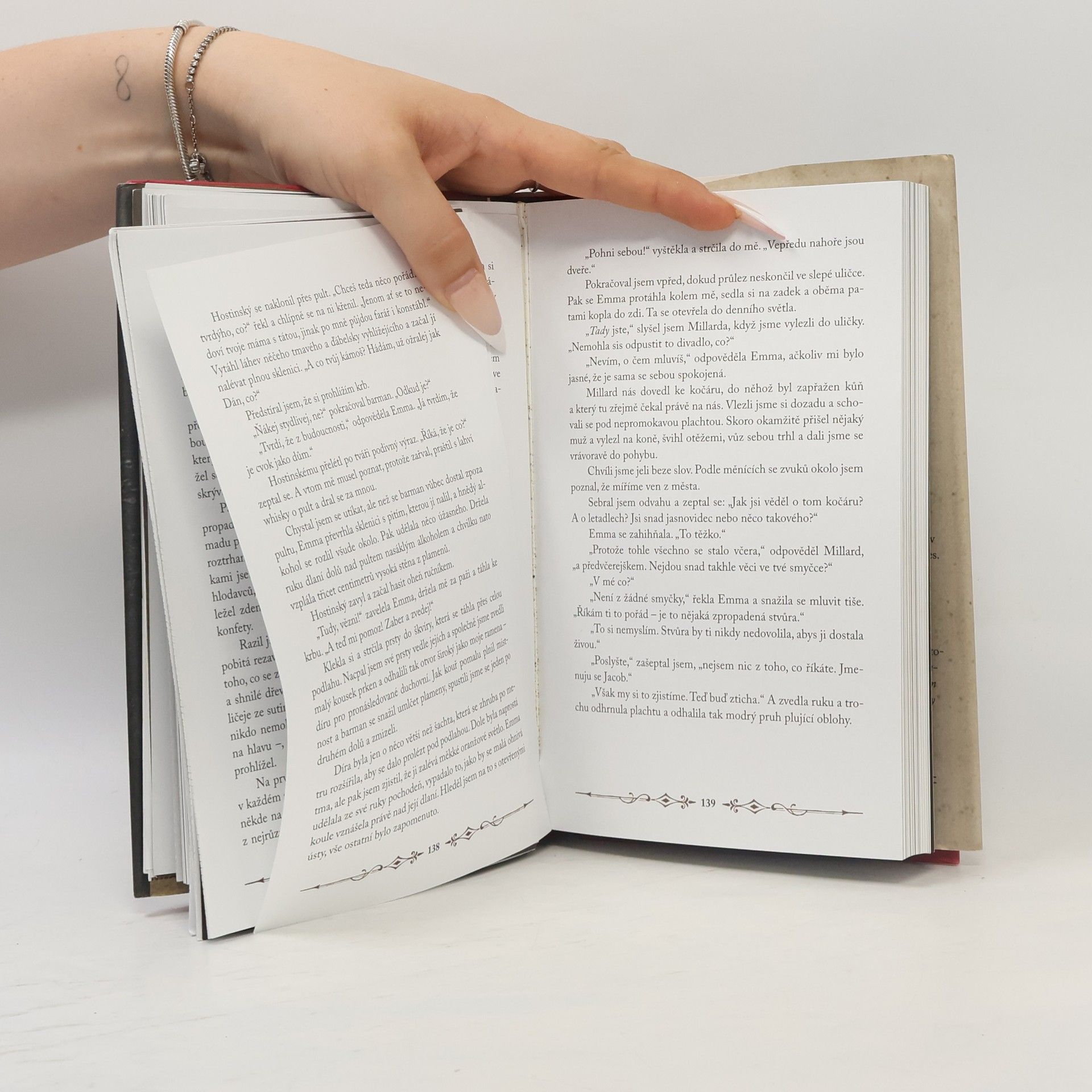 Ransom Riggs Sirotčinec slečny Peregrinové pro podivné děti