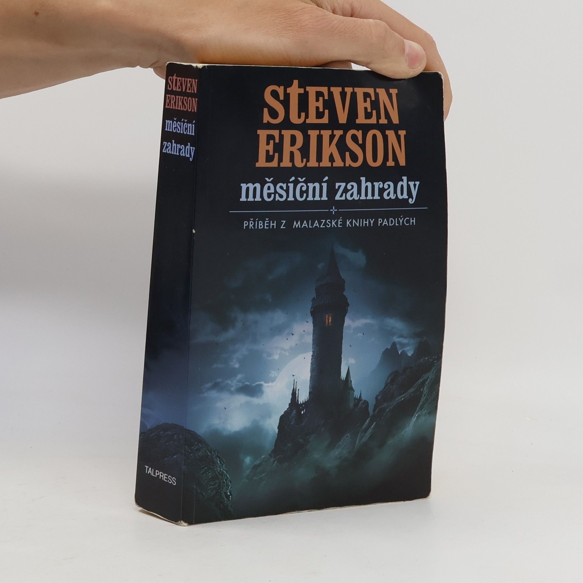 Steven Erikson Měsíční zahrady