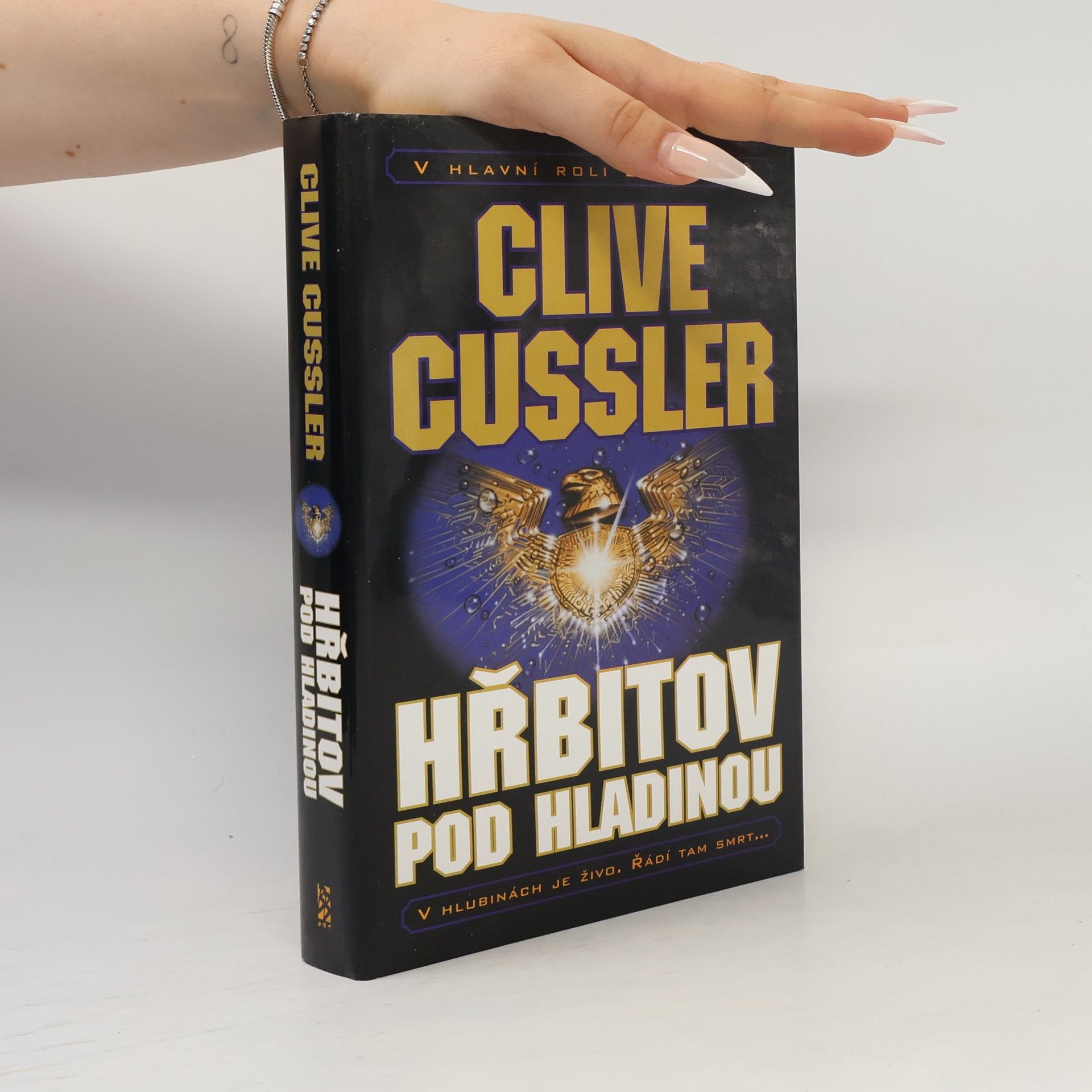 Clive Cussler Hřbitov pod hladinou