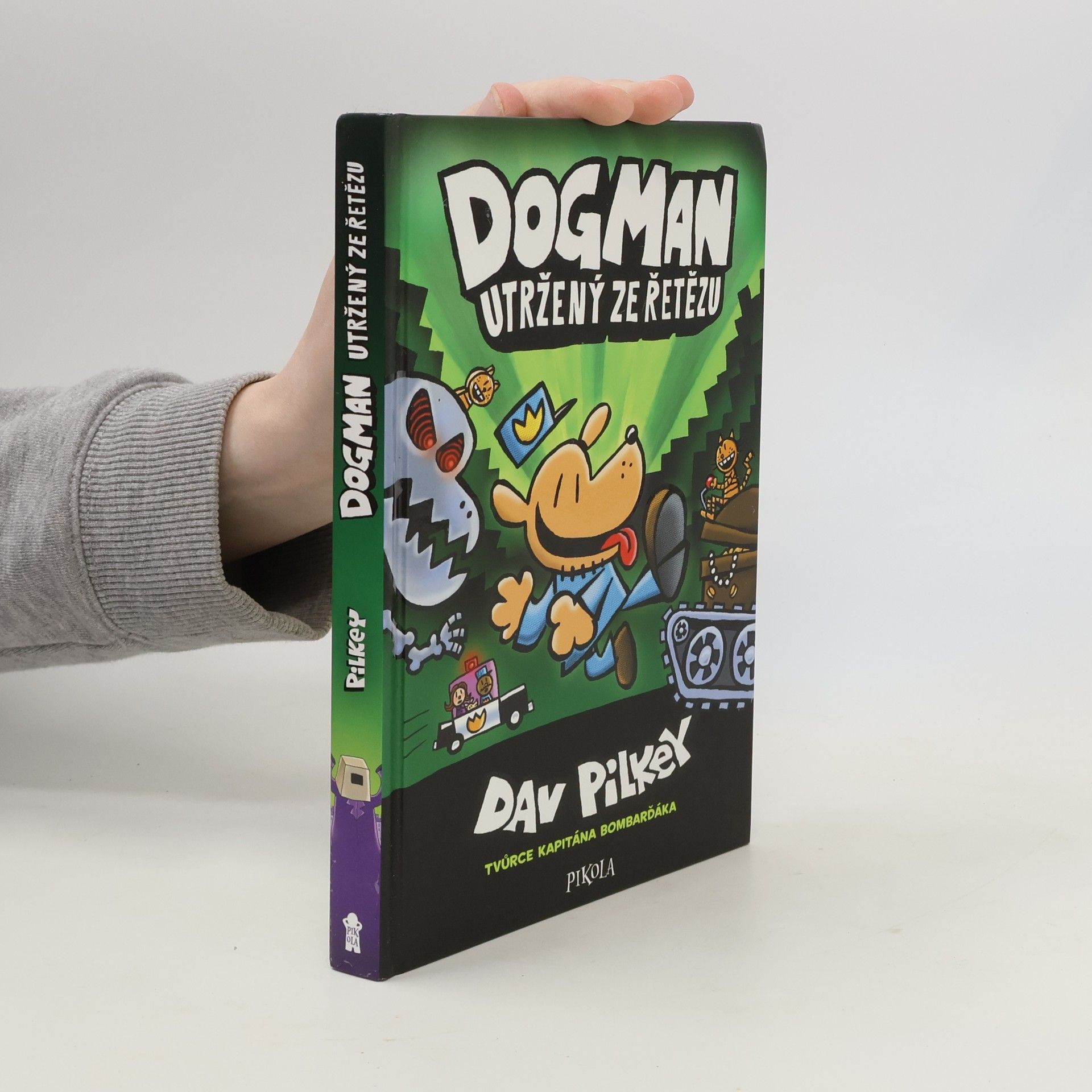 Dav Pilkey Dogman utržený ze řetězu